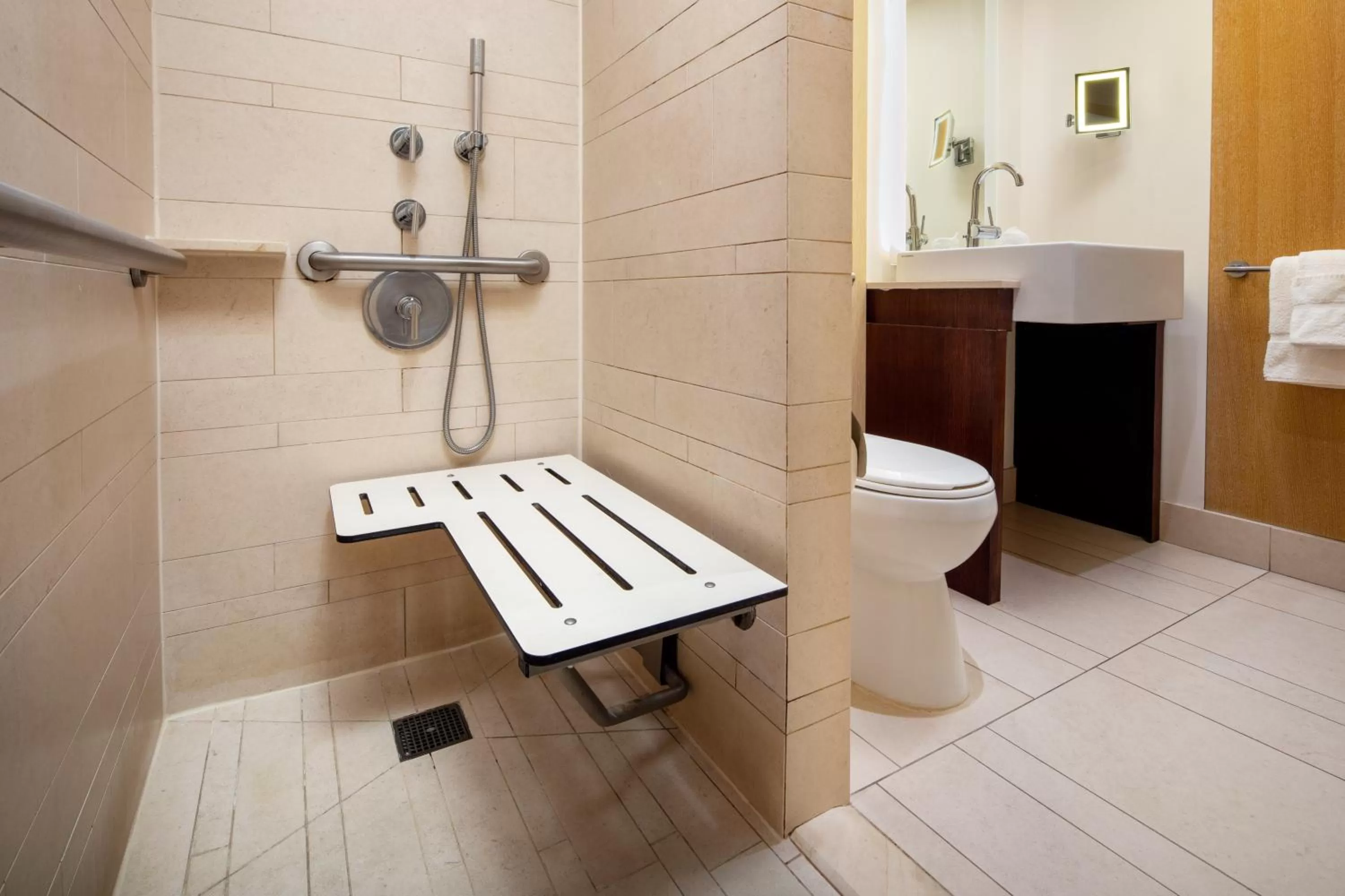 Premium King Oceanfront Room  in Allegria Hotel