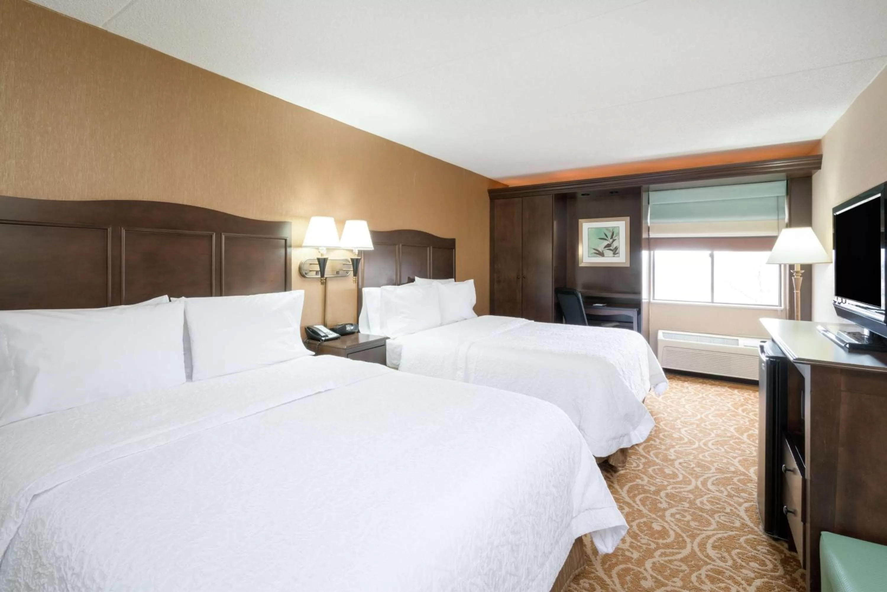 Room with Two Queen Beds - Non-Smoking in Hampton Inn Downingtown/Exton