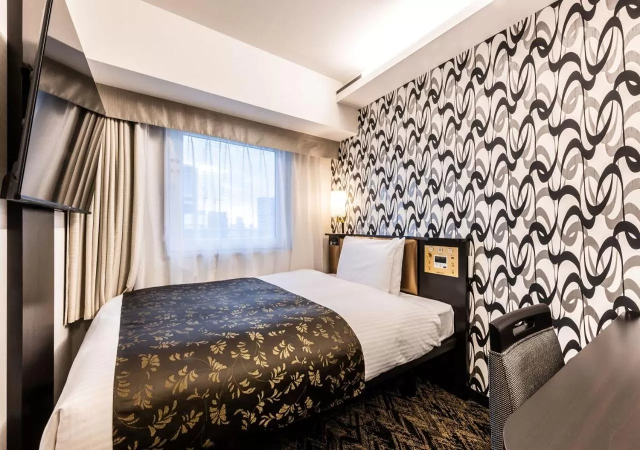 Standard Room (1 Adult) - single occupancy - Non-Smoking - Sky Floor in APA Hotel & Resort Osaka Umeda Eki Tower