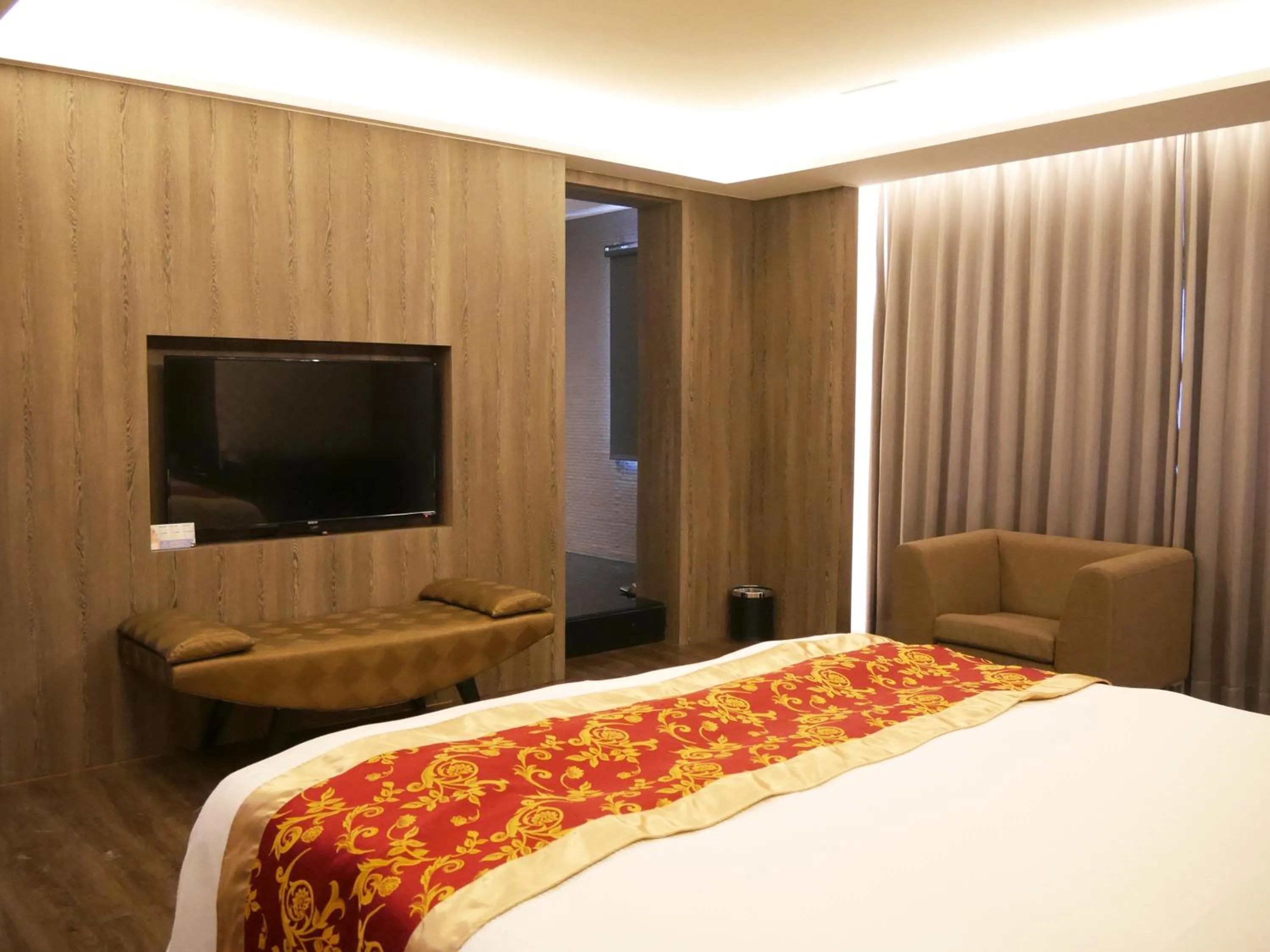 Business Double Room without Private Garage in Refinement Motel