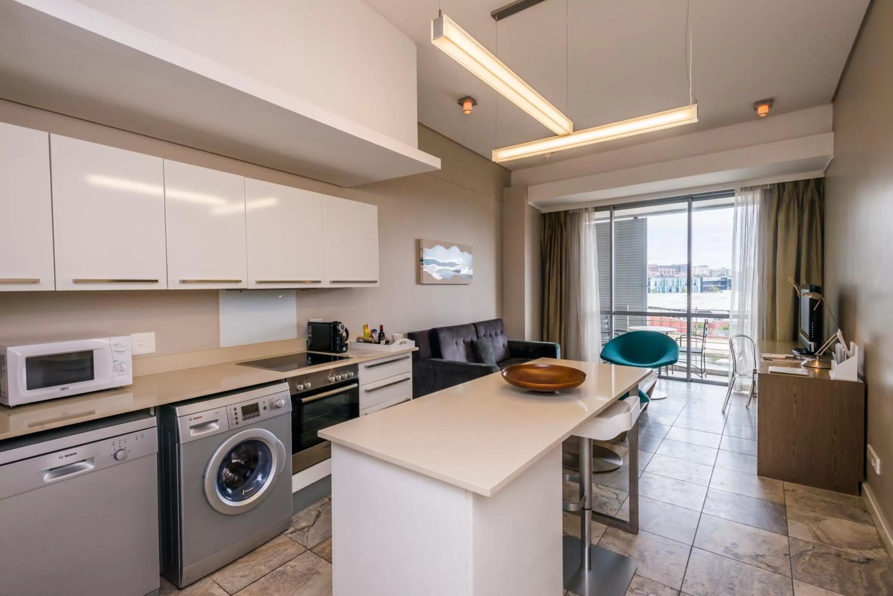 Luxury Suite in aha Harbour Bridge Hotel & Suites