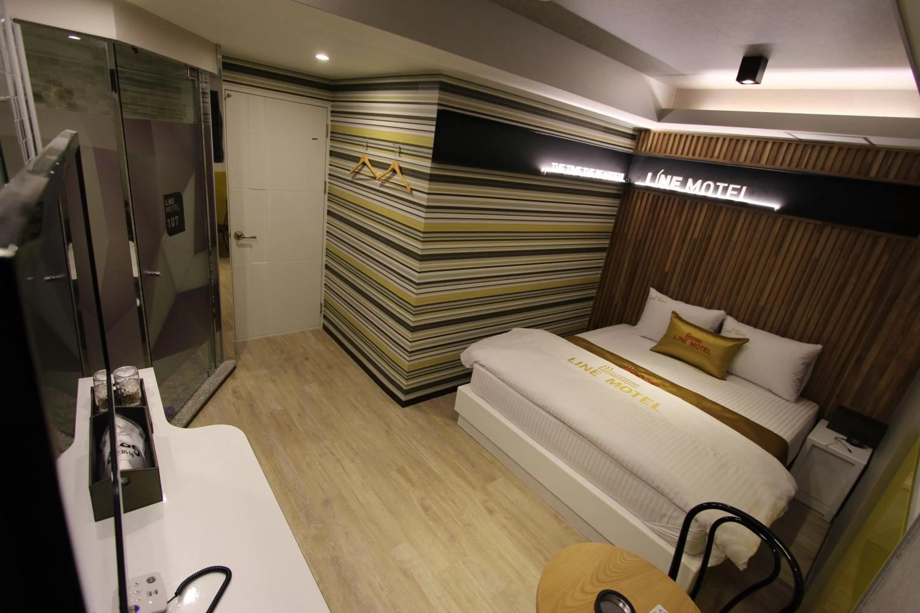 Standard Double Room in Line Motel