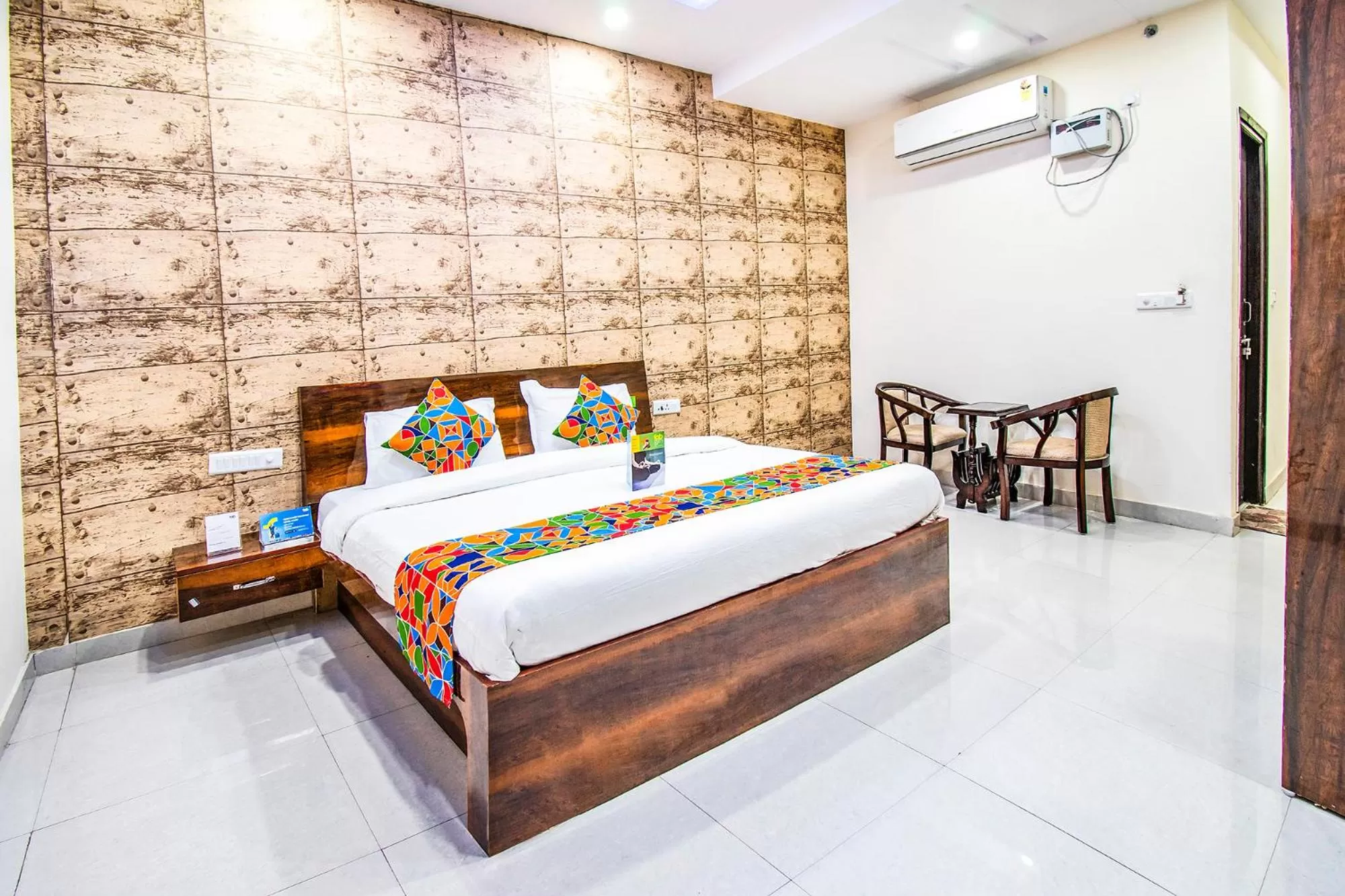 Deluxe Double Room - single occupancy in Via Elysian Grand - 3 kms from Chaudhary Charan Singh International Airport Lucknow