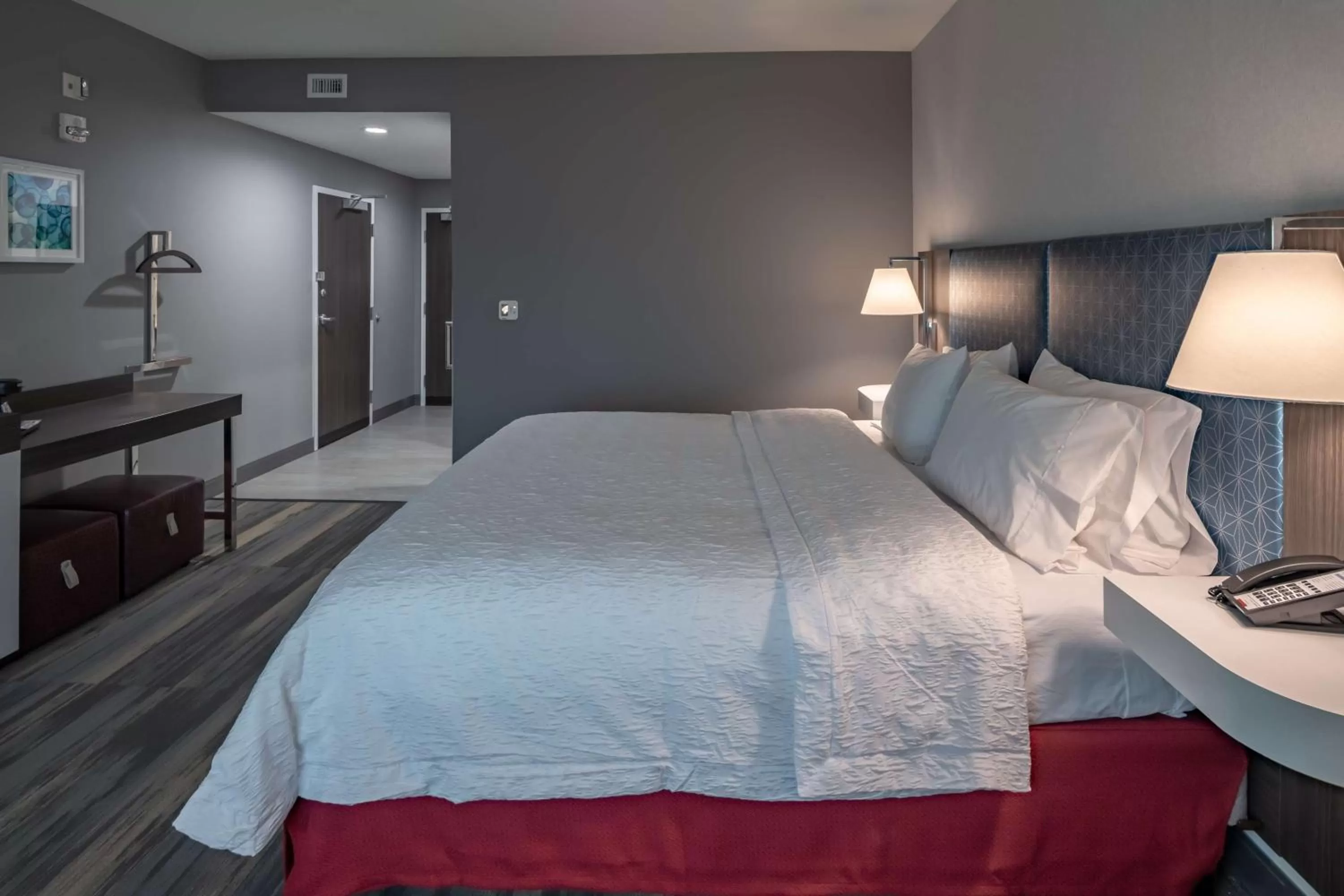 King Room in Hampton Inn & Suites Dallas/Plano Central