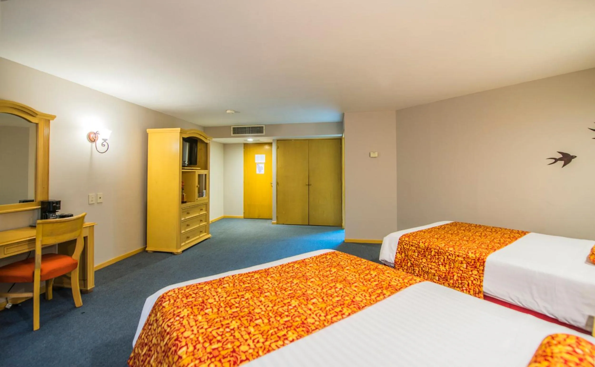 Standard Twin Room in Aranzazu Plaza Kristal Aguascalientes