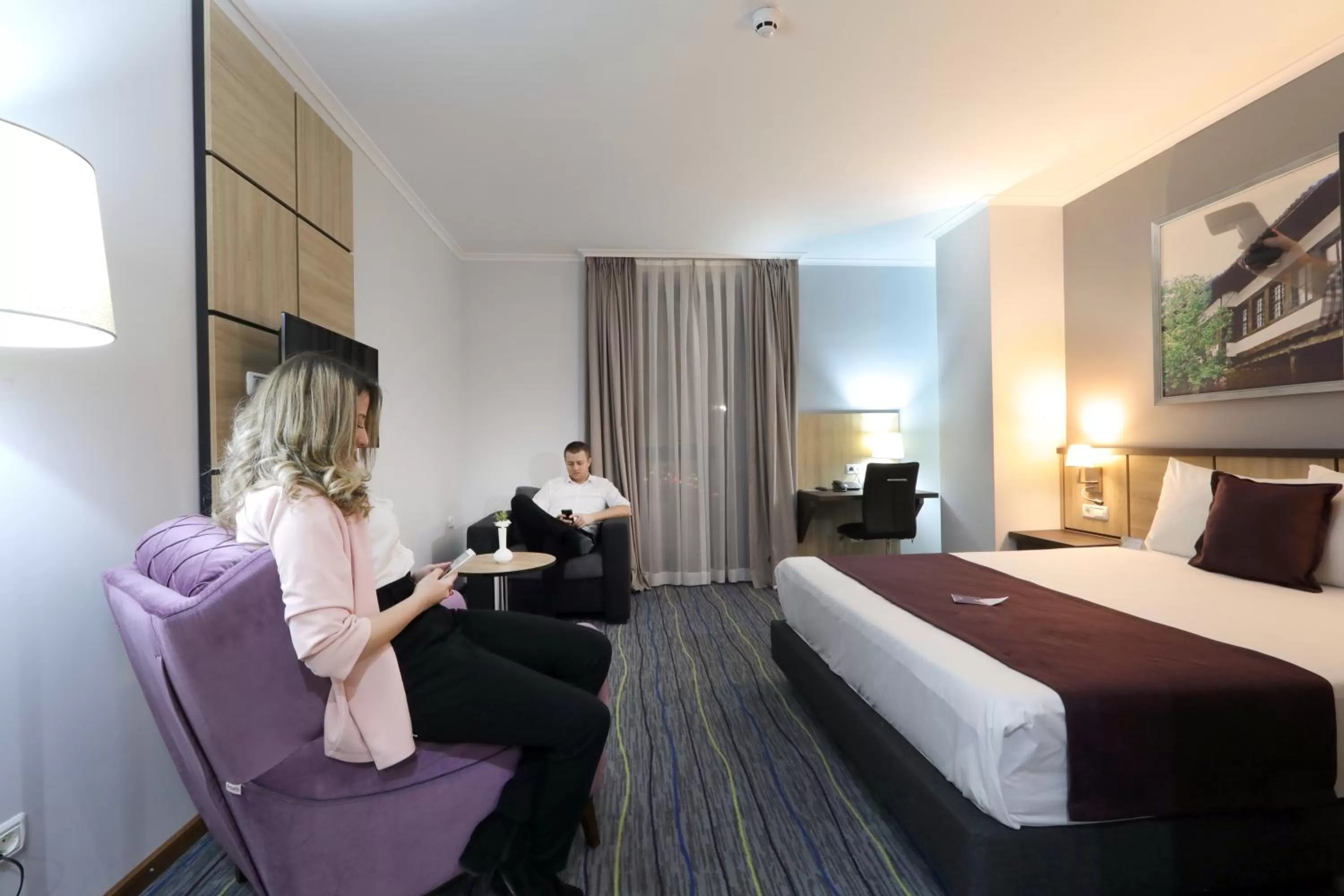 Superior Double Room with Sofa Bed in Mercure Tetovo