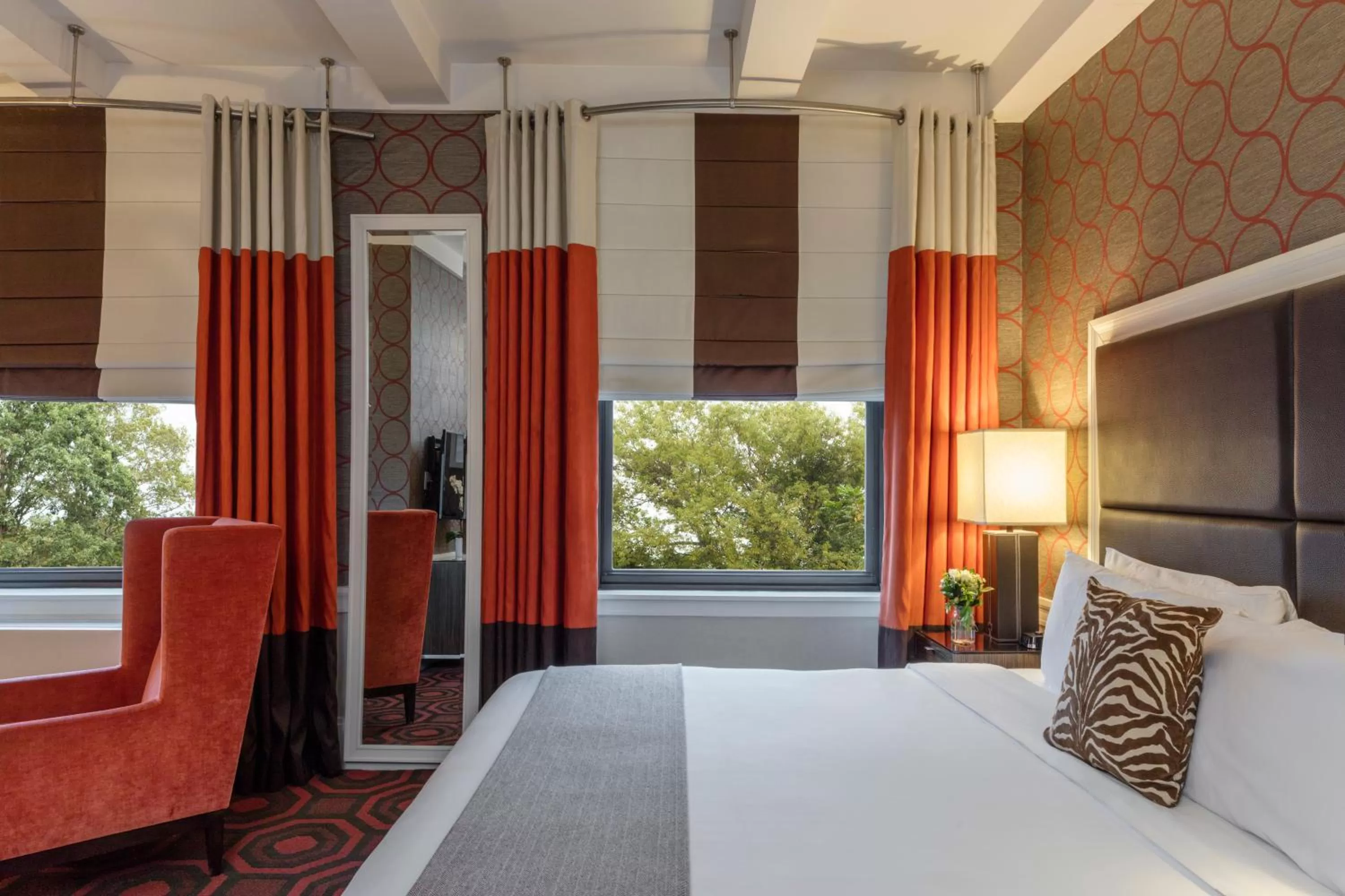 Deluxe King Room in The Empire Hotel New York