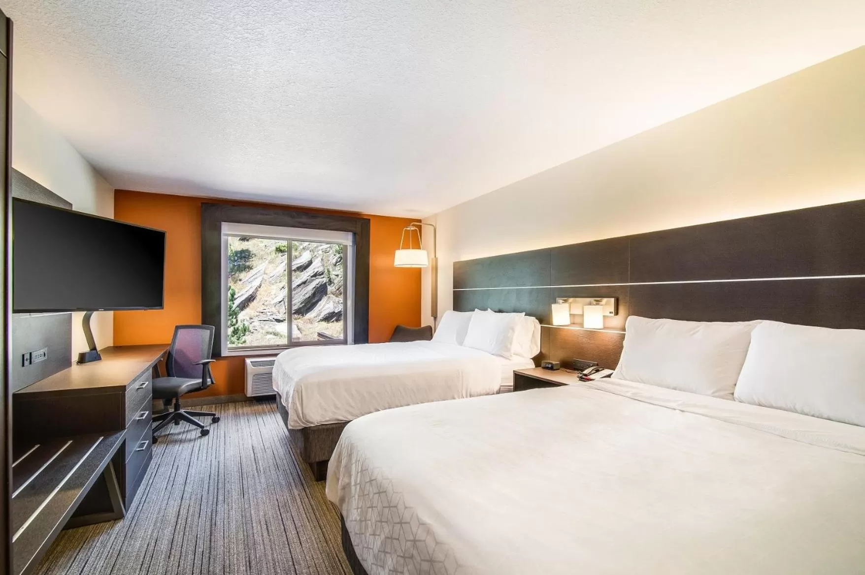 Standard Queen Room with Two Queen Beds in Holiday Inn Express & Suites Custer-Mt Rushmore
