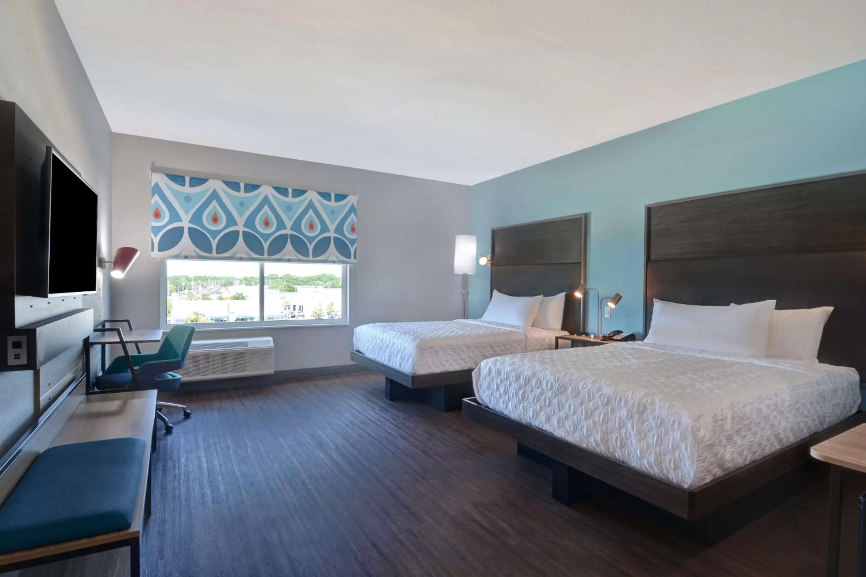 Queen Room with Two Queen Beds - Mobility Access in Tru By Hilton Fort Walton Beach, Fl