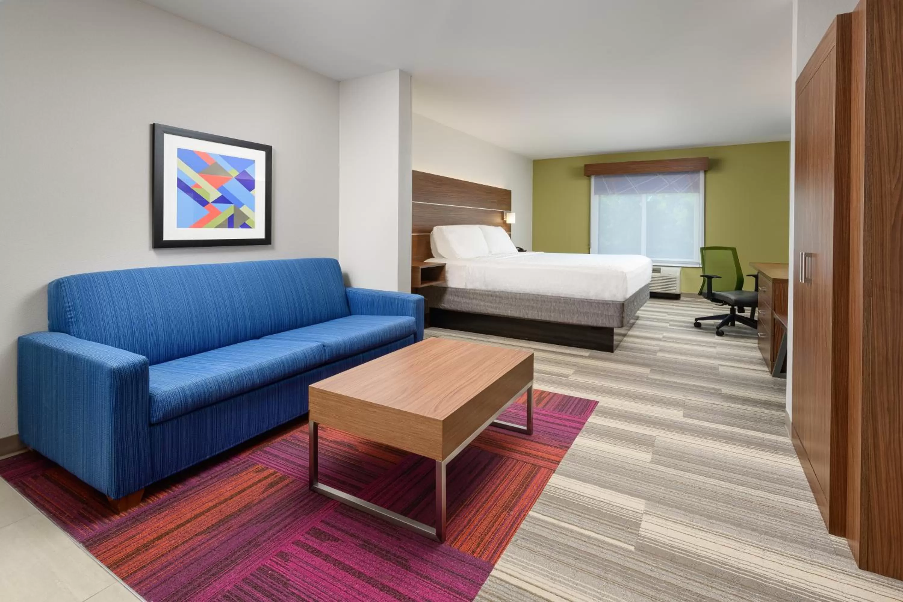 Suite - Mobility Access/Hearing Accessible in Holiday Inn Express - Tullahoma by IHG