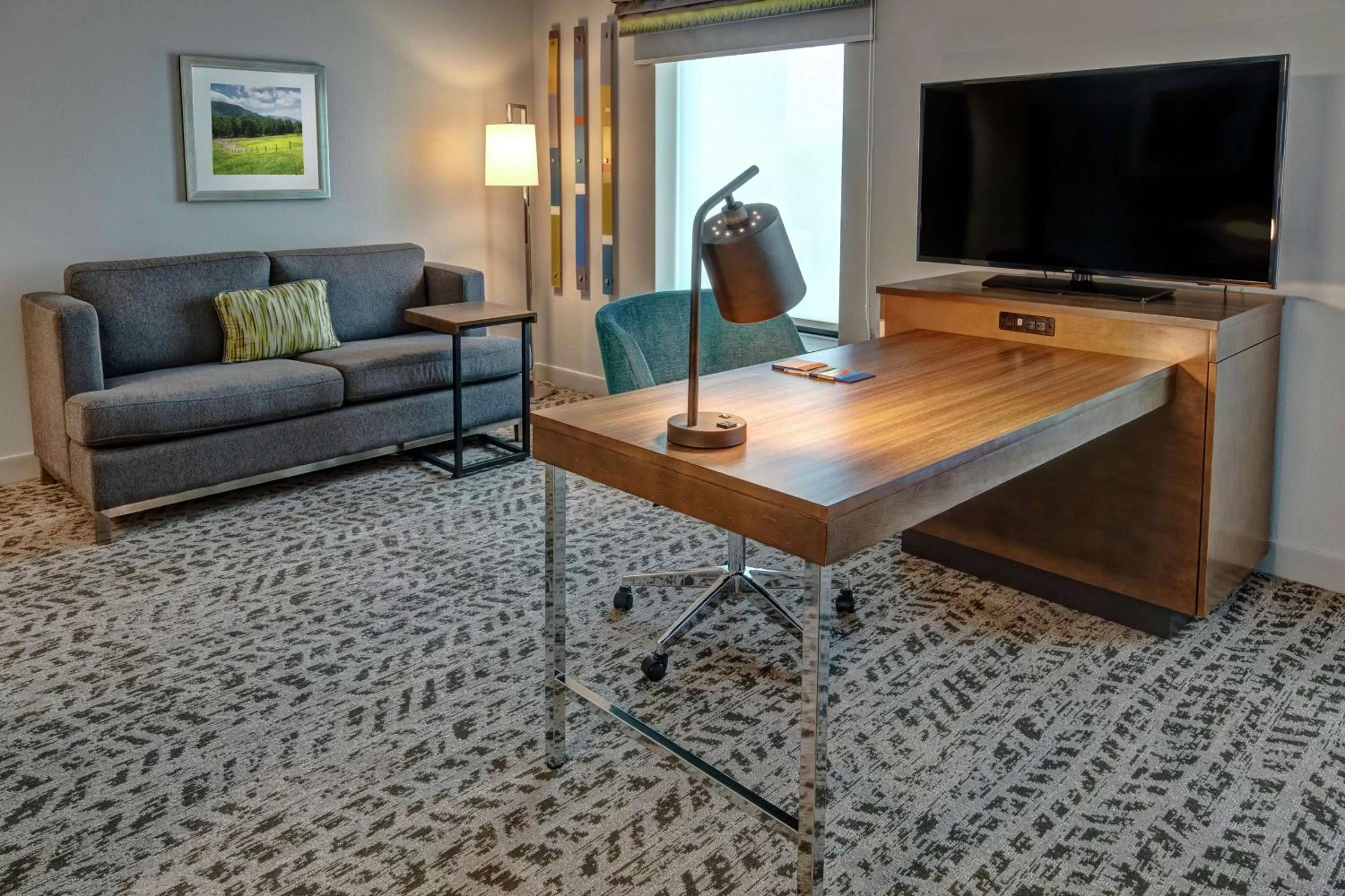 King Suite - Non-Smoking in Hampton Inn & Suites Nashville/Goodlettsville Tennessee