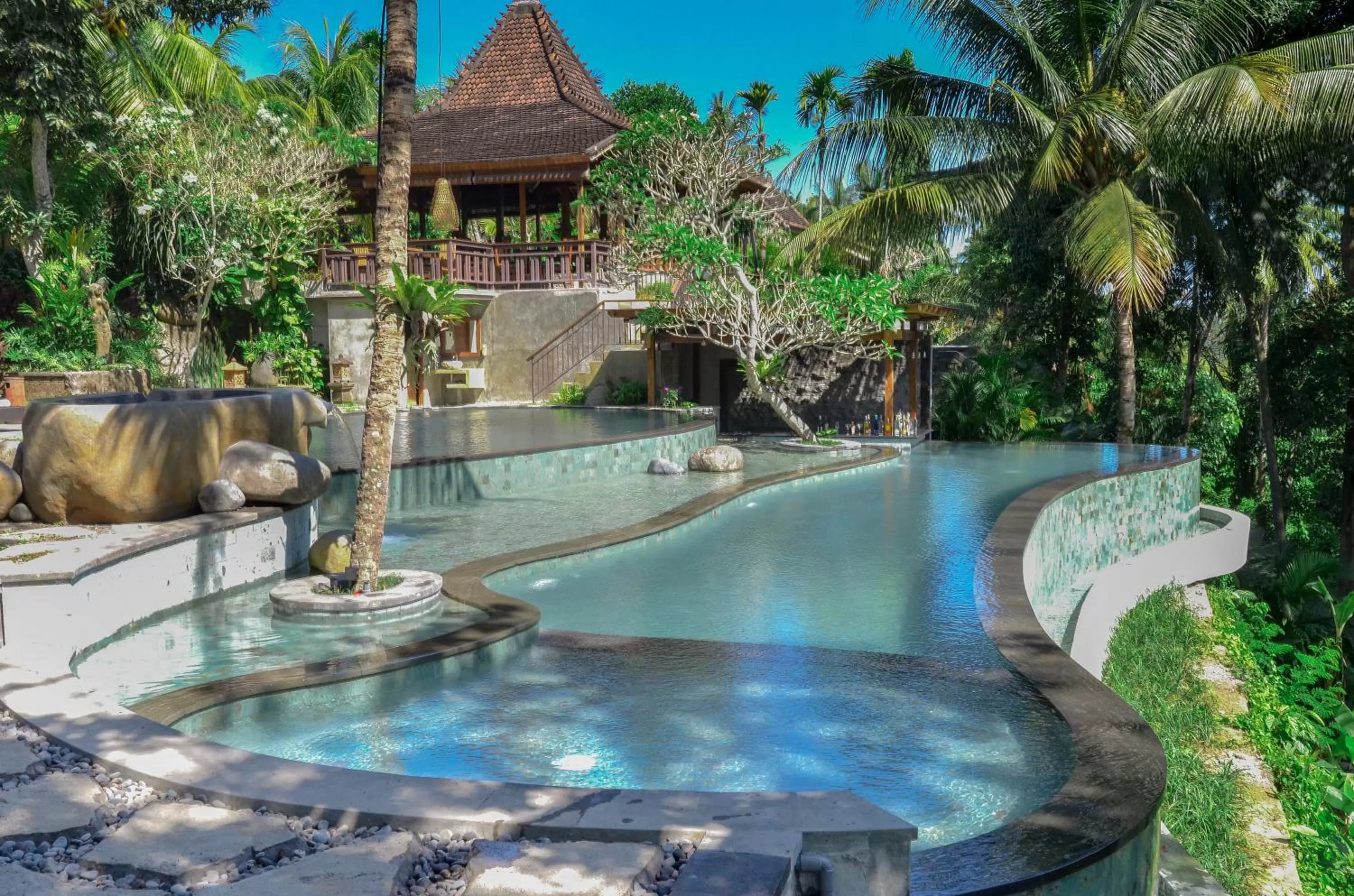 Restaurant/places to eat in Bucu View Resort
