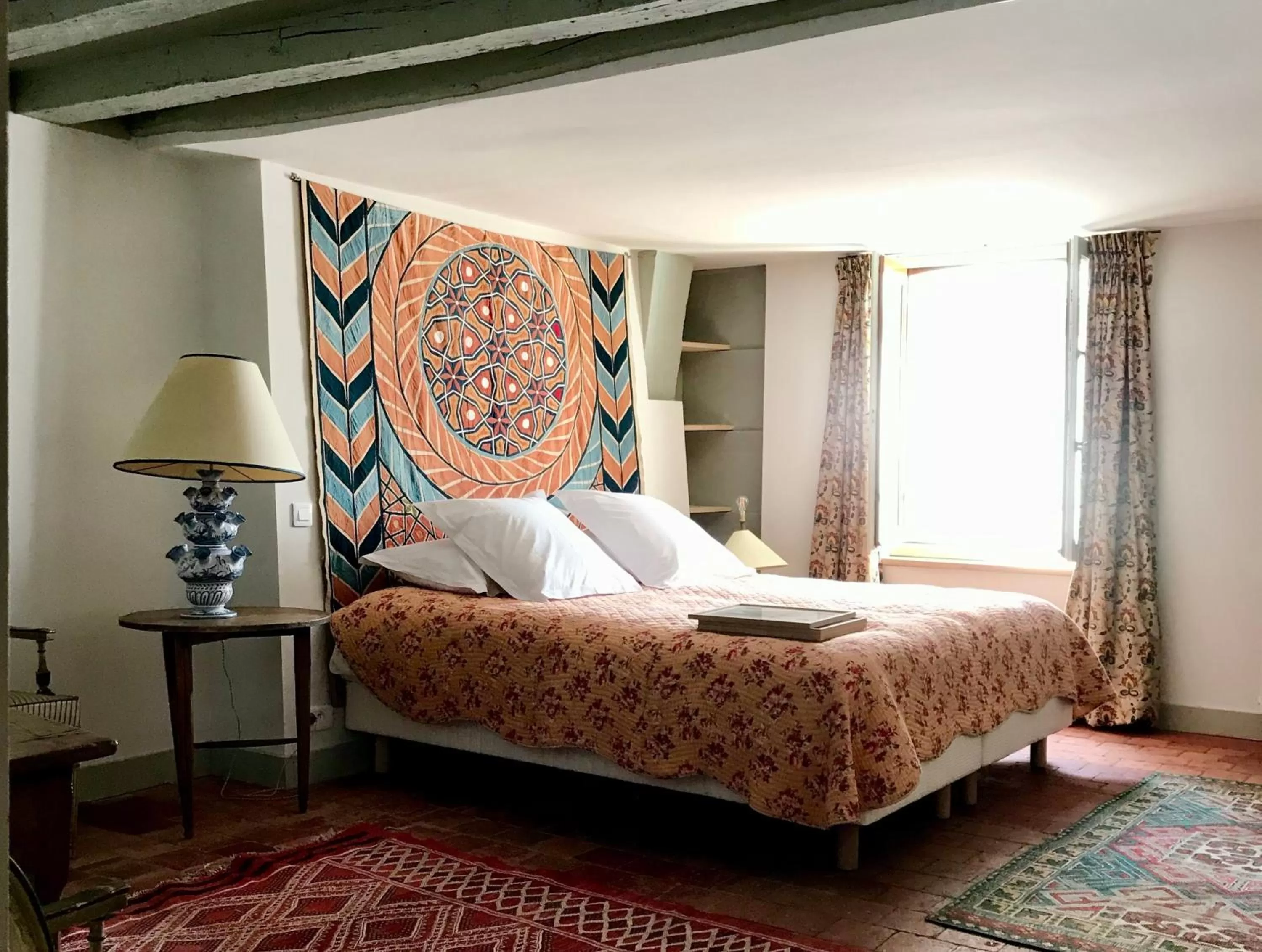 One-Bedroom Suite in La maison Jeanne d'Arc