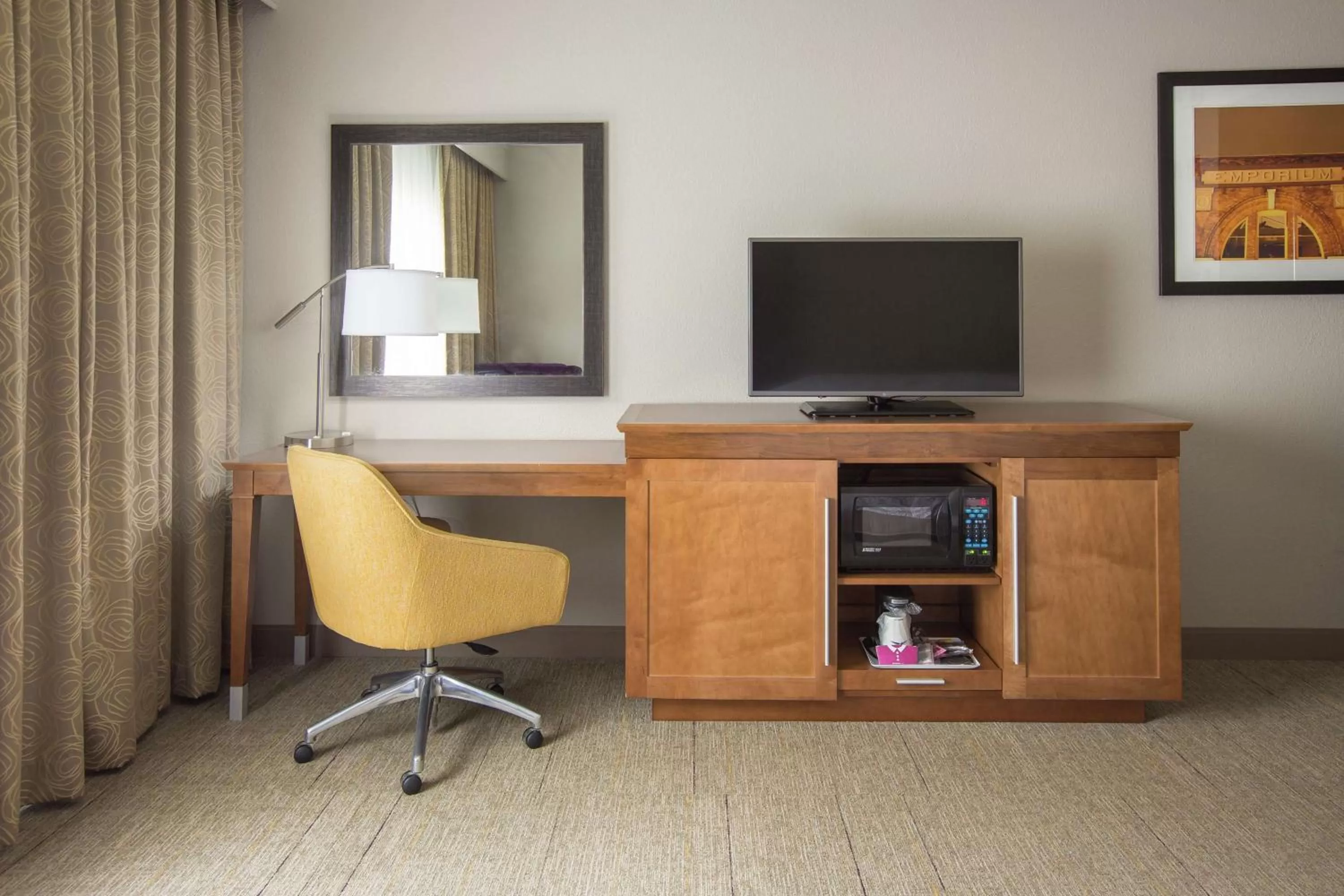 Queen Room with Two Queen Beds (4 Adults) in Hampton Inn & Suites - Knoxville Papermill Drive, TN