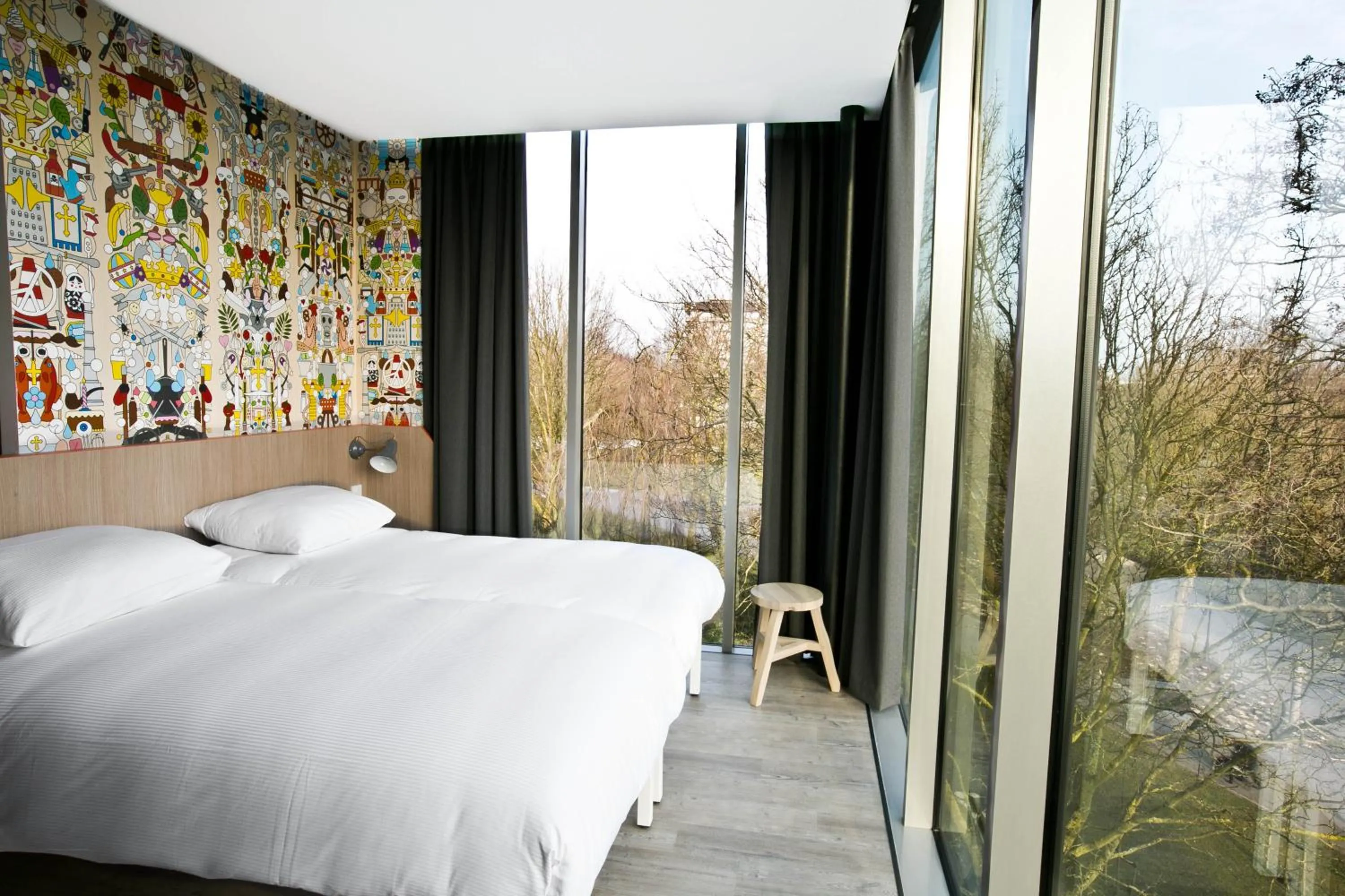 Deluxe King Room in Generator Amsterdam