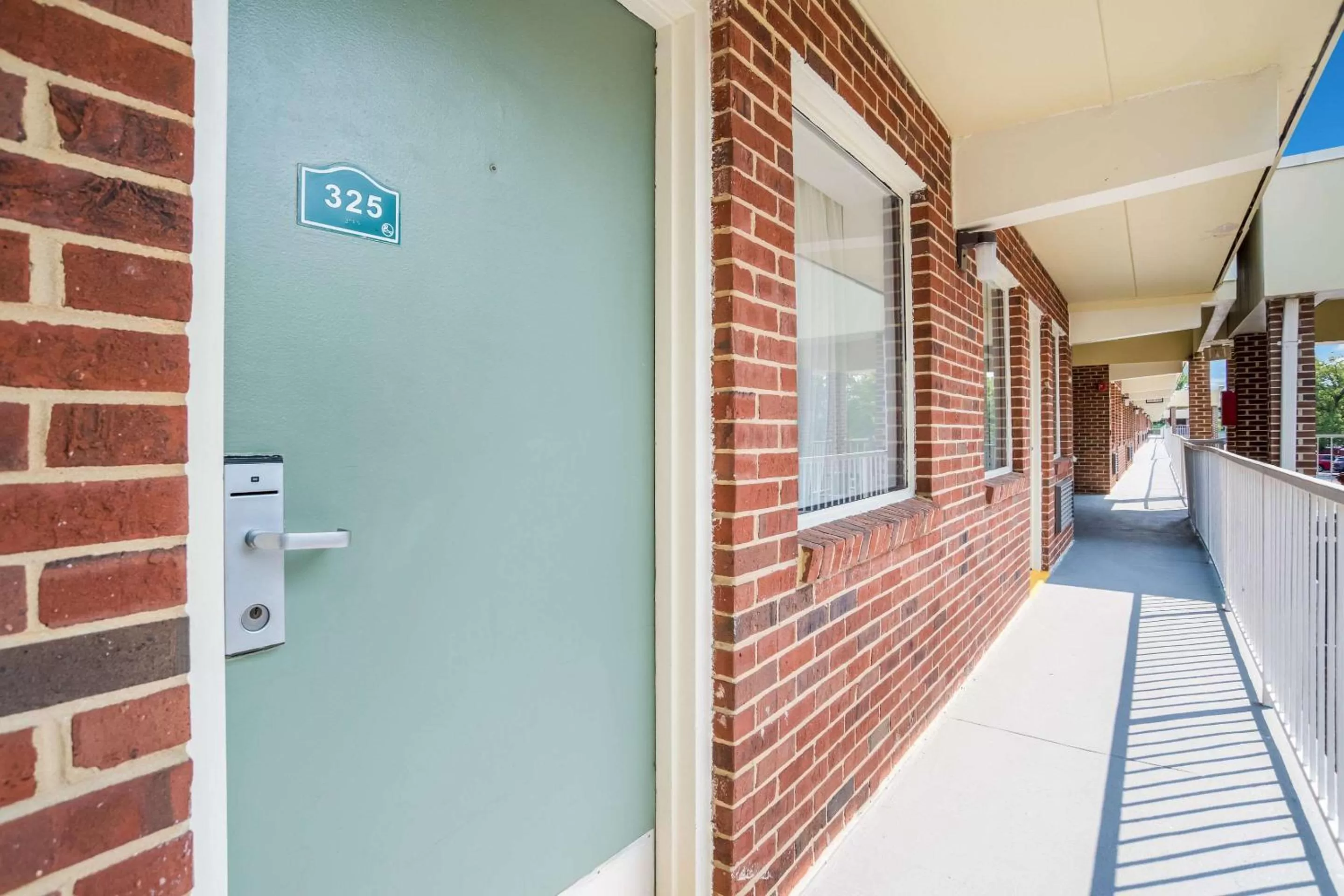 Queen Room with Two Queen Beds - Non-Smoking in Quality Inn Mount Vernon