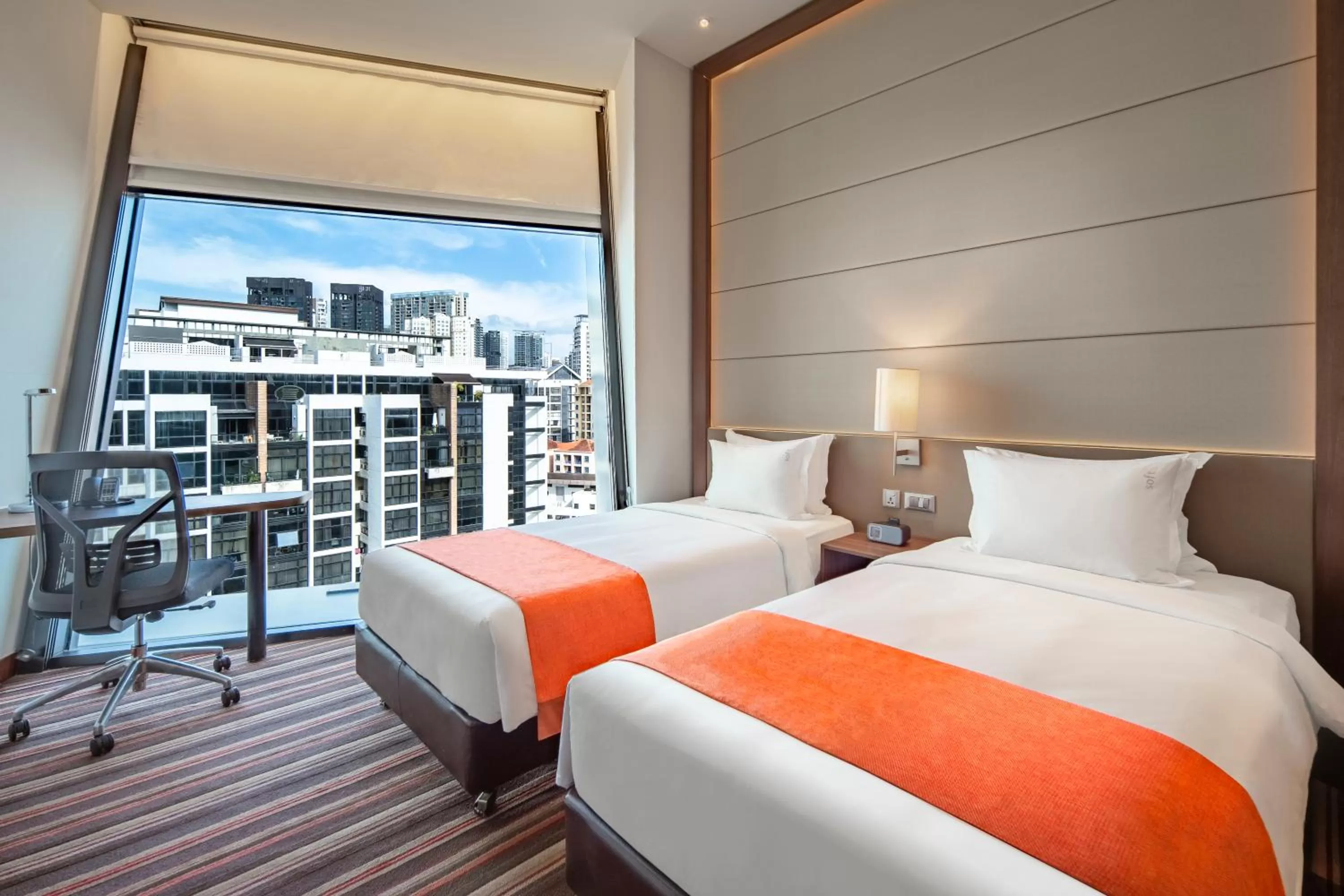 Standard Twin Room with Free Breakfast - single occupancy - Top Floor in Holiday Inn Express Singapore Clarke Quay by IHG
