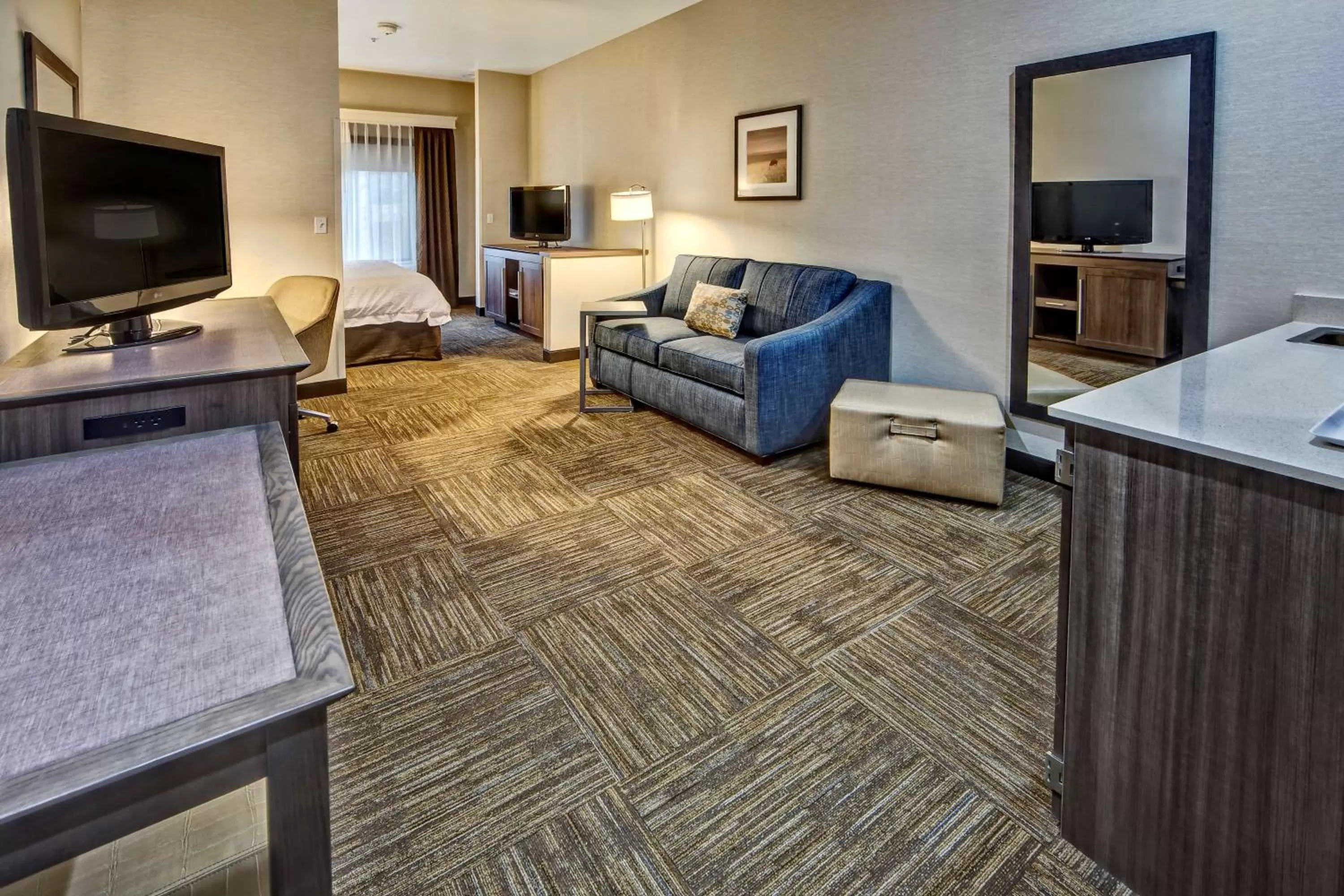 King Room with Sofa Bed - Non-Smoking in Hampton Inn Salt Lake City-Layton