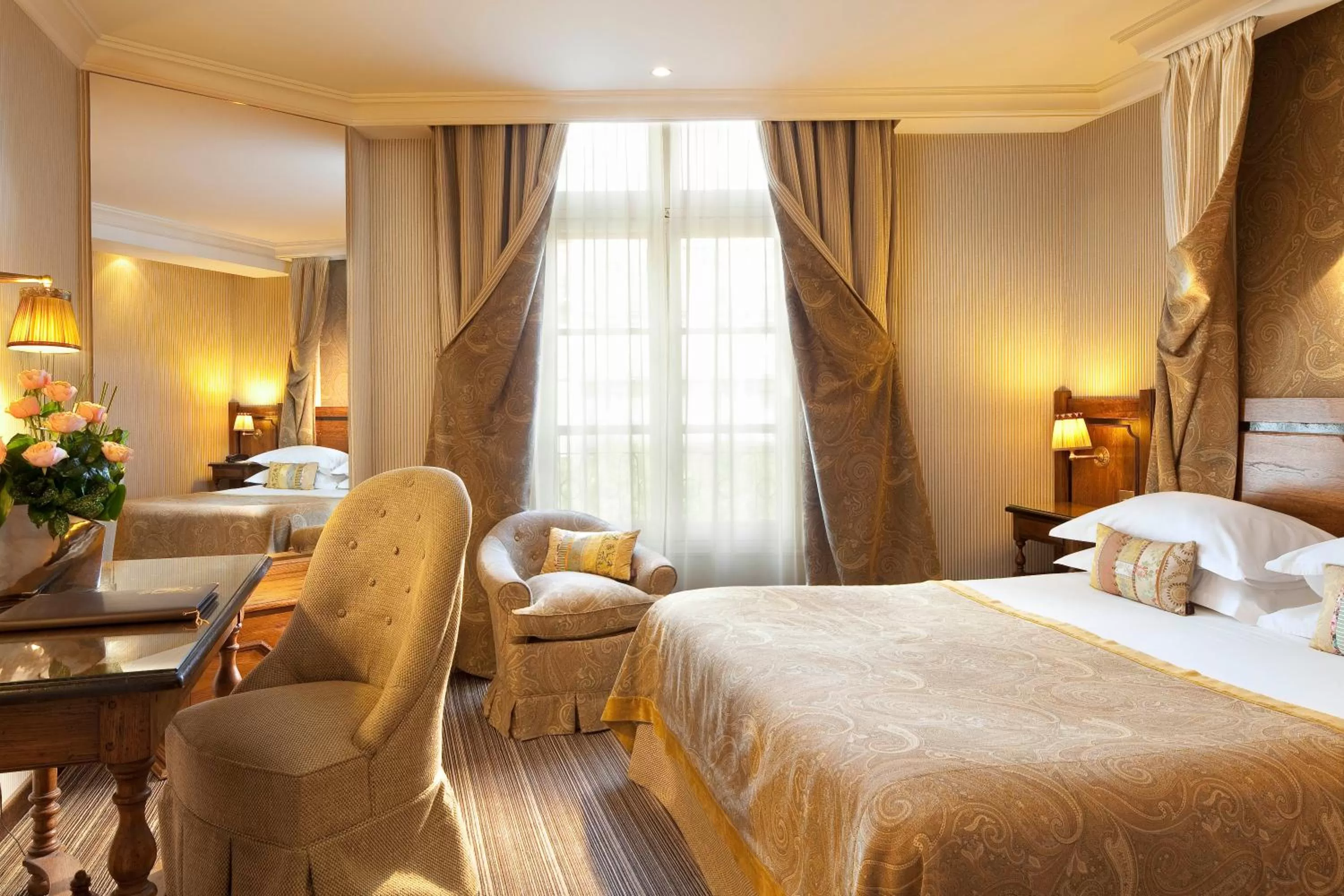 Superior Room in Au Manoir Saint Germain