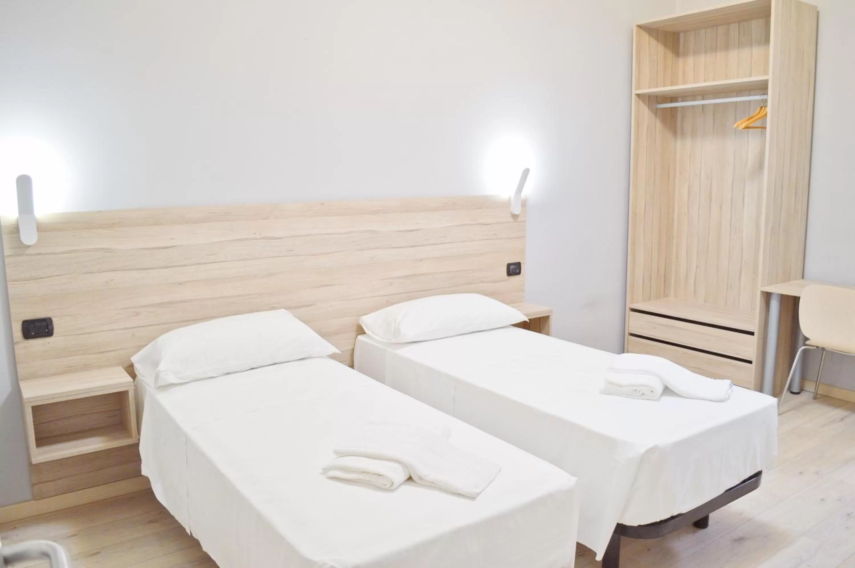 Twin Room in Miu Hotel