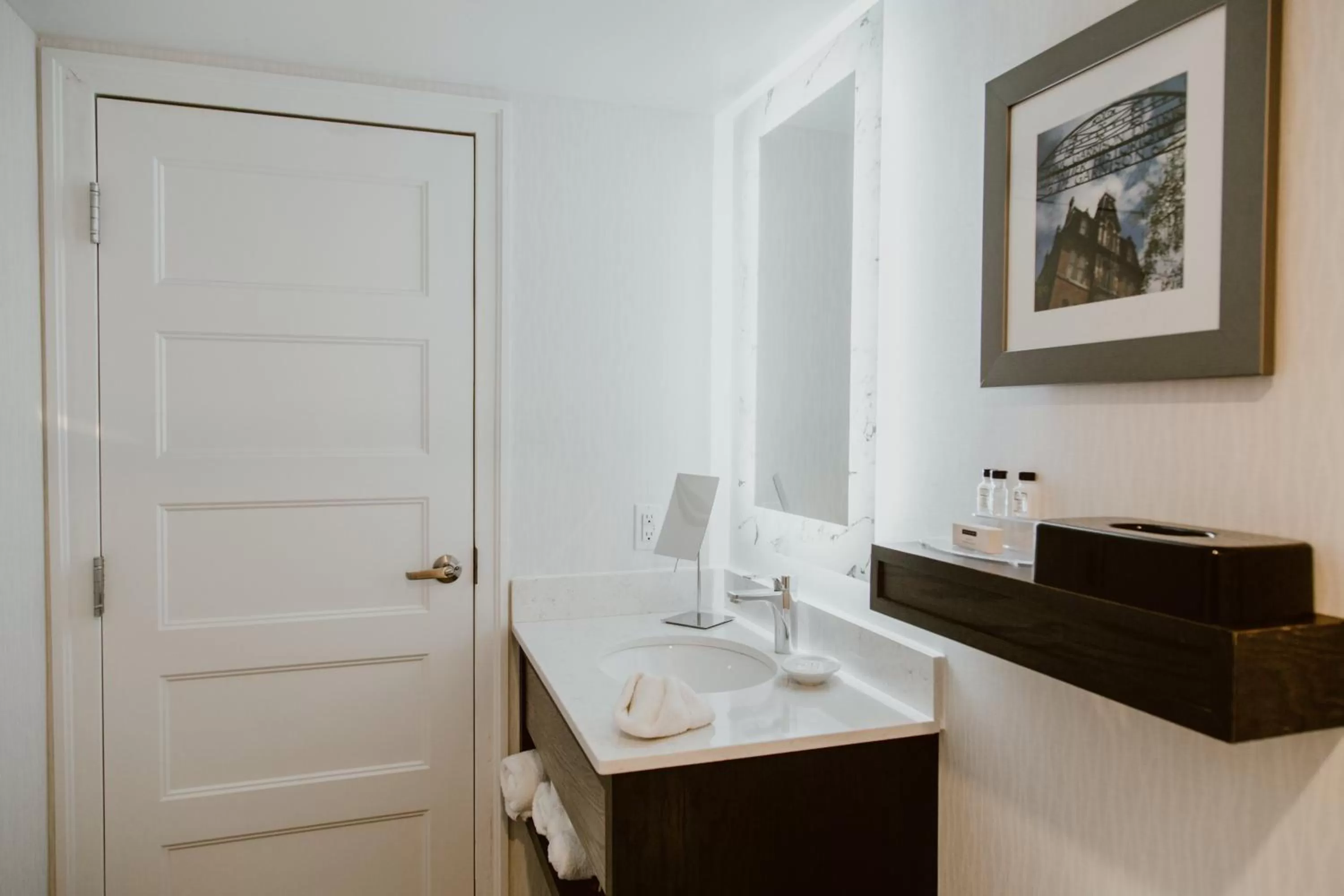 Premium Queen Room with Two Queen Beds and River View in Crowne Plaza Fredericton Lord Beaverbrook by IHG