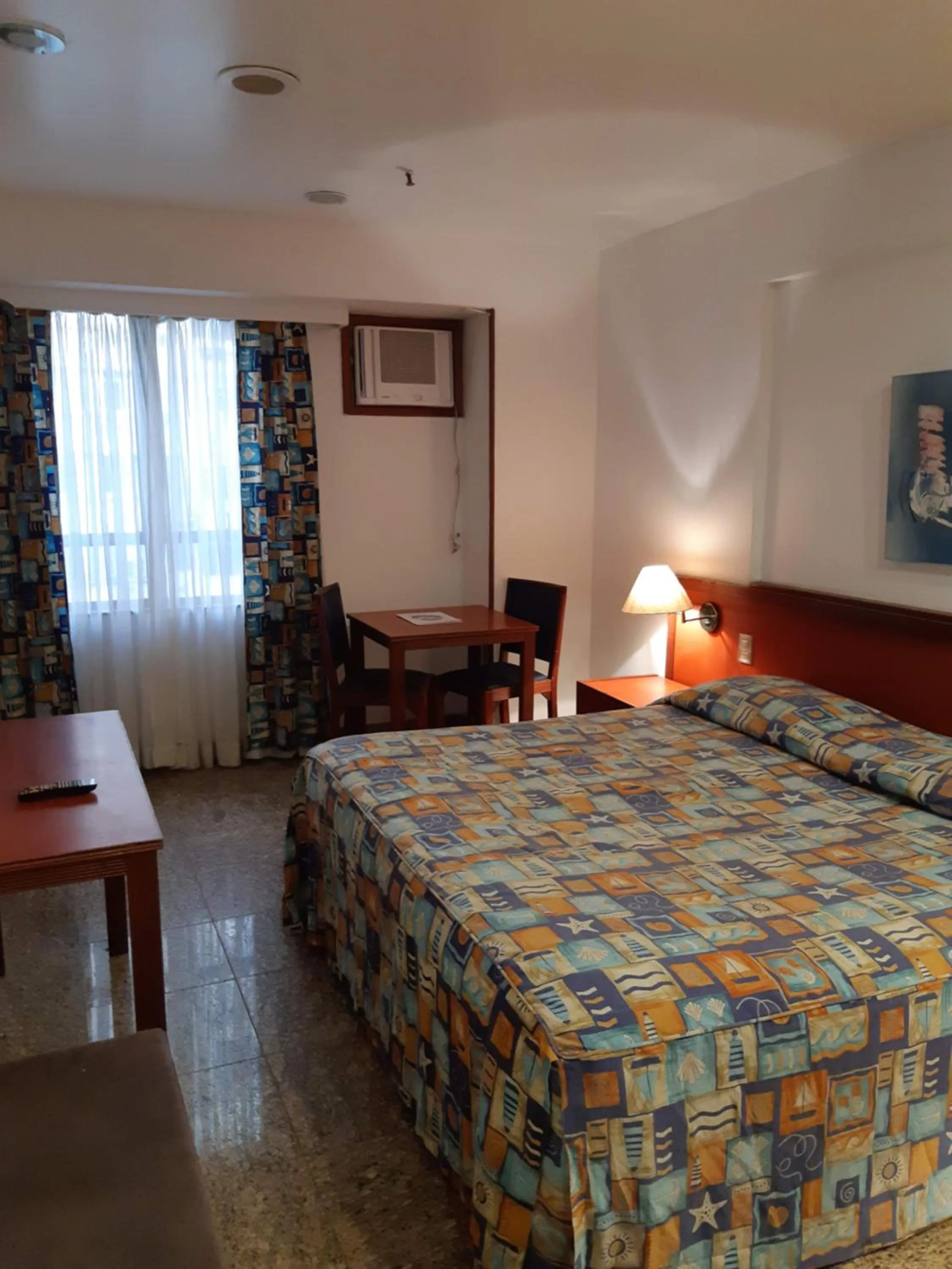Standard Queen Room - single occupancy in Oceano Copacabana Hotel