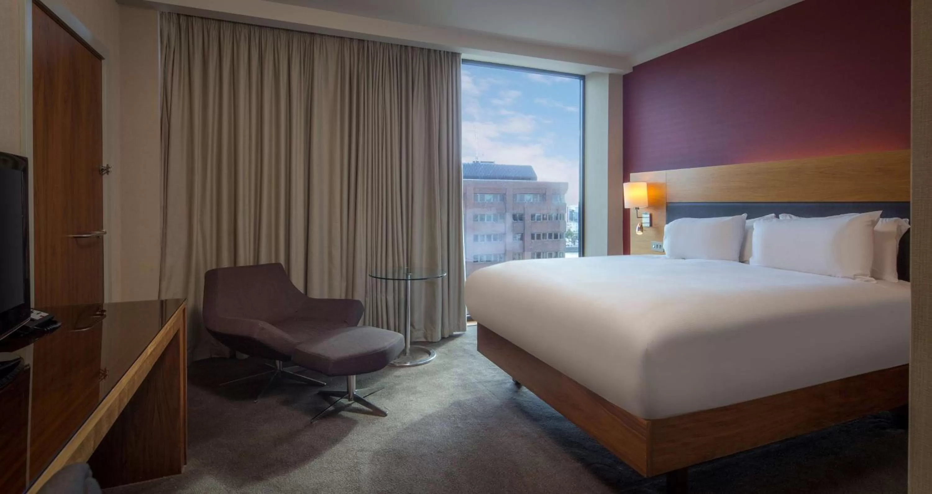 Executive King Room - Mobility Accessible in Hilton Liverpool City Centre