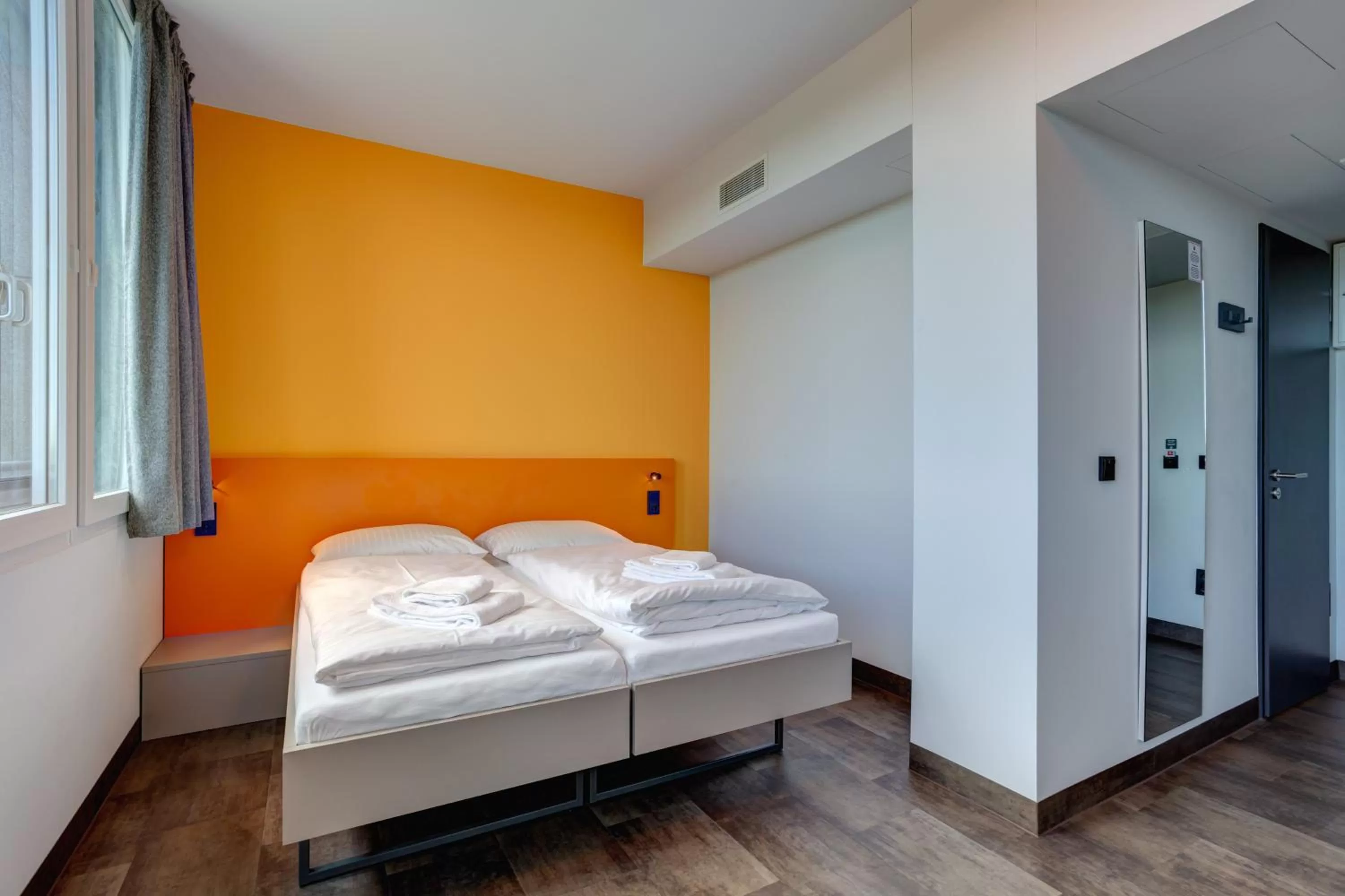 Twin Room in MEININGER Hotel München Olympiapark