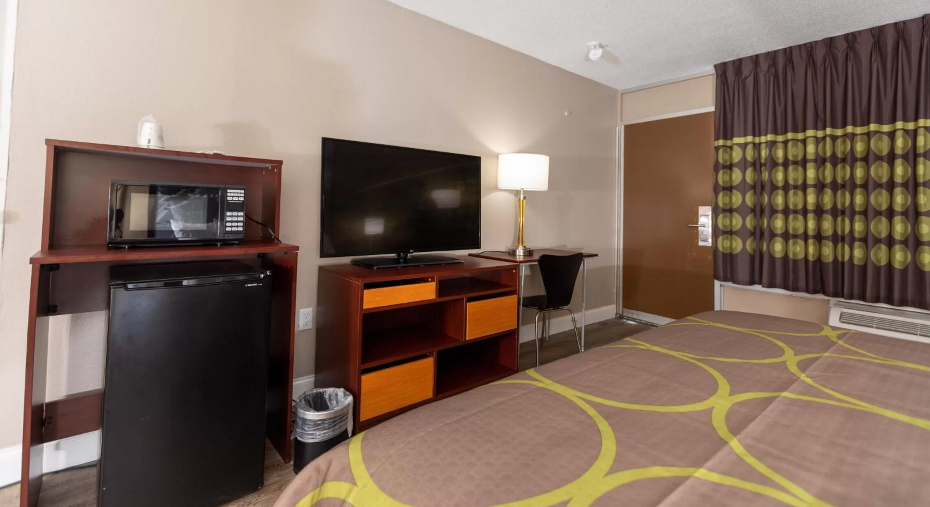 King Room - Non-Smoking in Super 8 by Wyndham Goldsboro