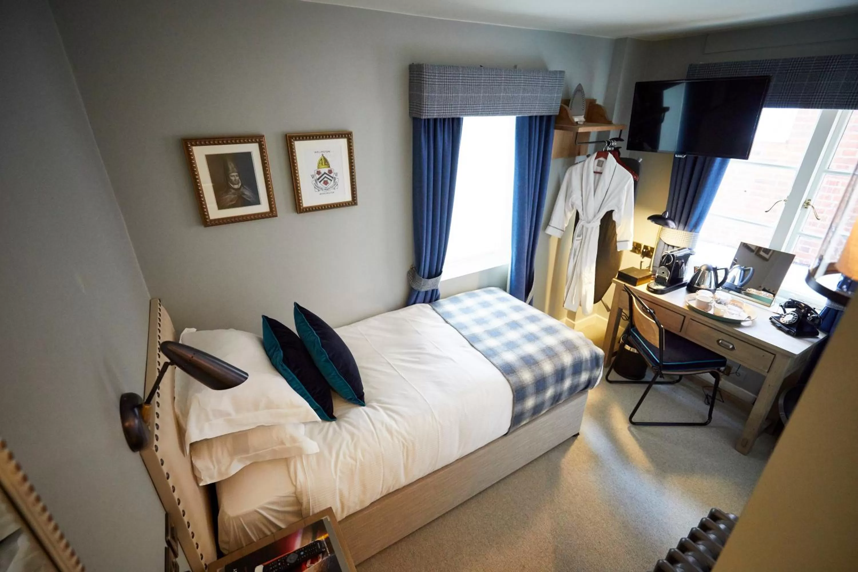 Single Room in Wykeham Arms