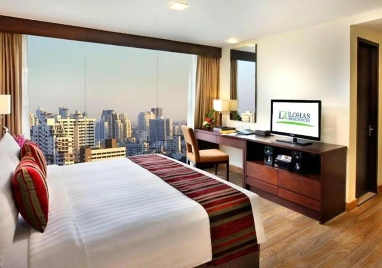 Deluxe Suite in Lohas Residences Sukhumvit 2