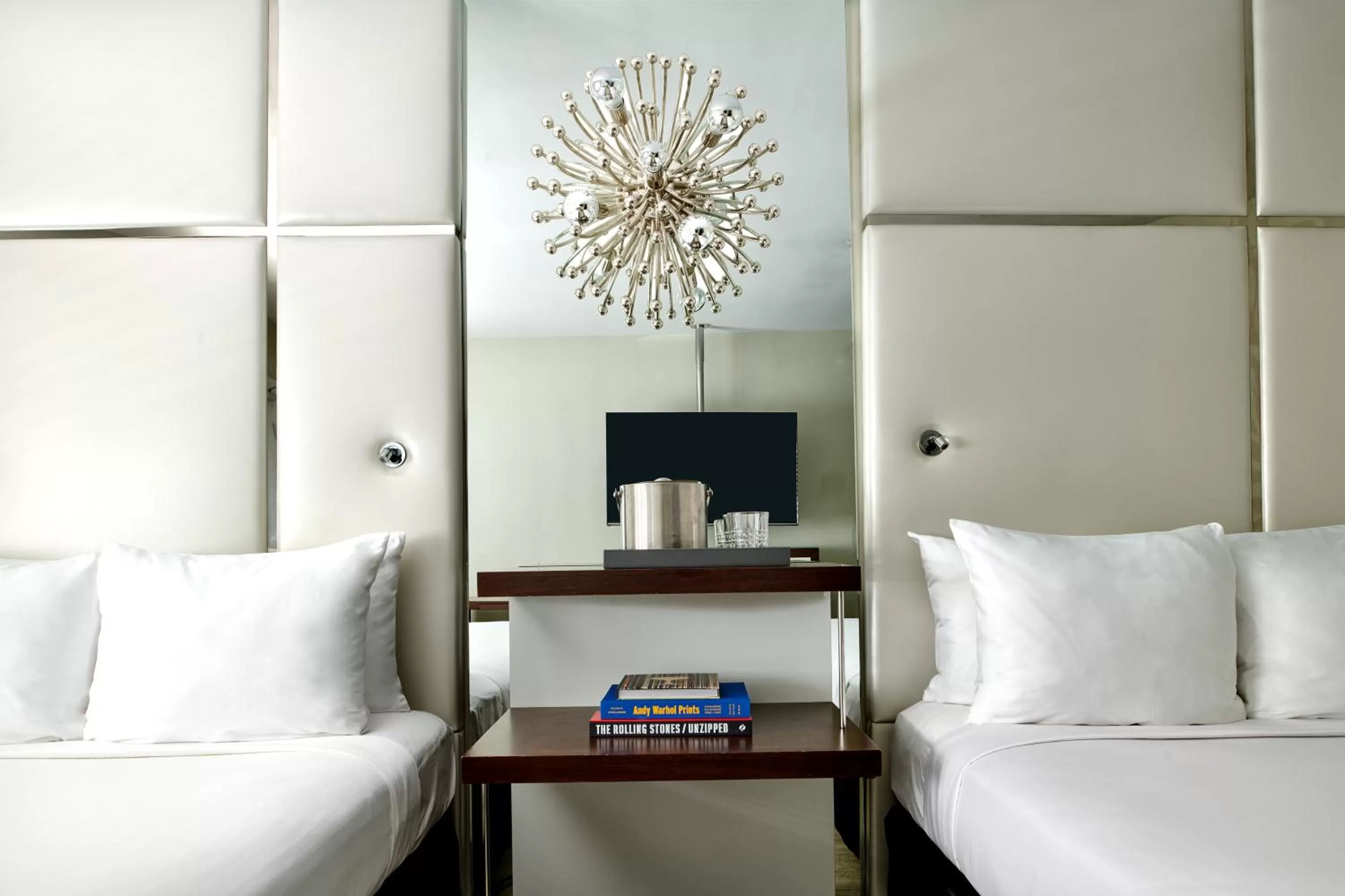 Pool View Two Doubles in Hotel Ziggy On Sunset