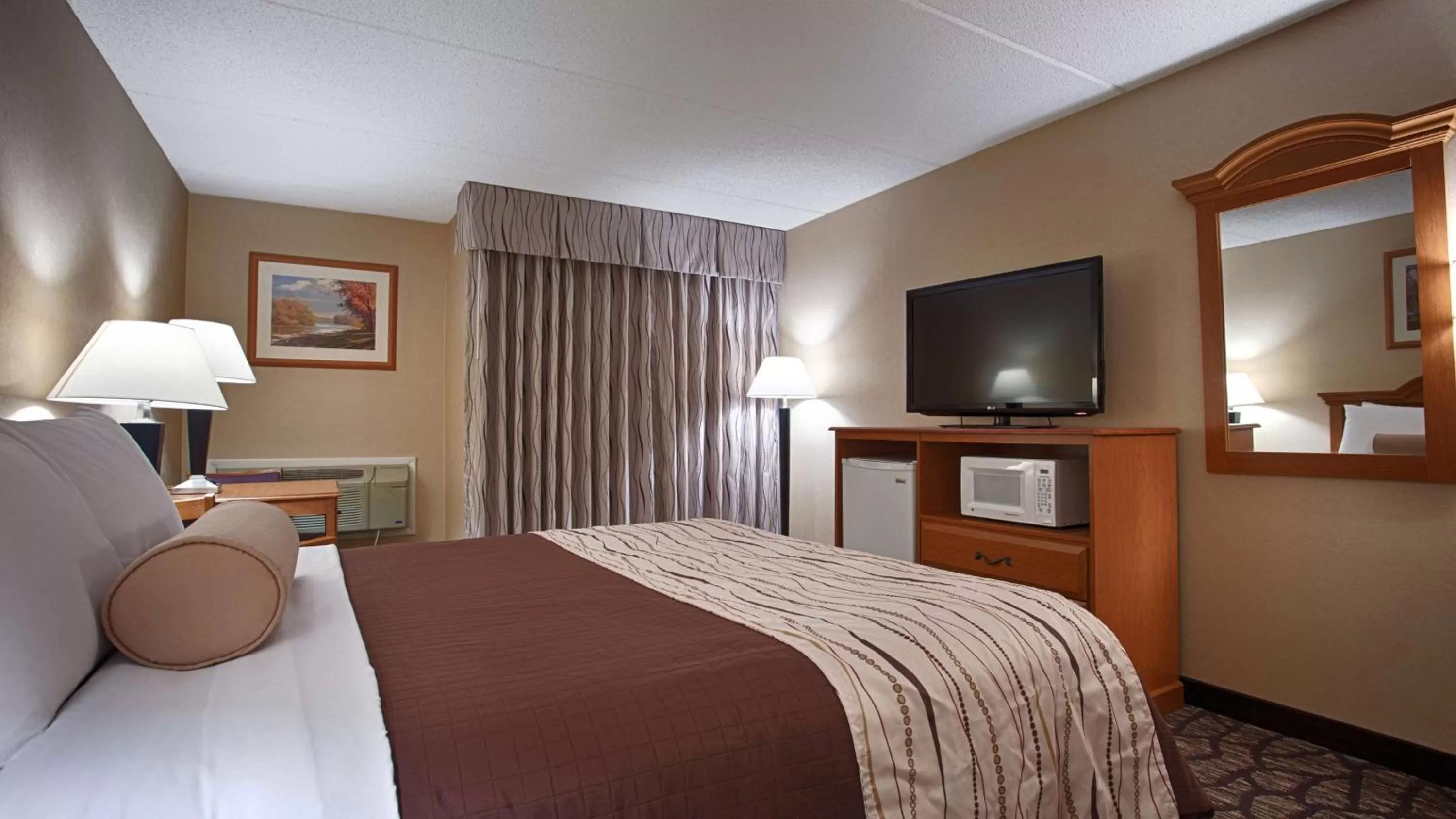 King Room - Non-Smoking in Best Western Clifton Park
