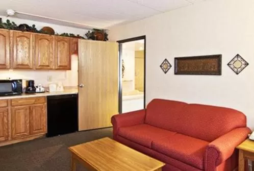 Seating area in Quality Inn Chillicothe