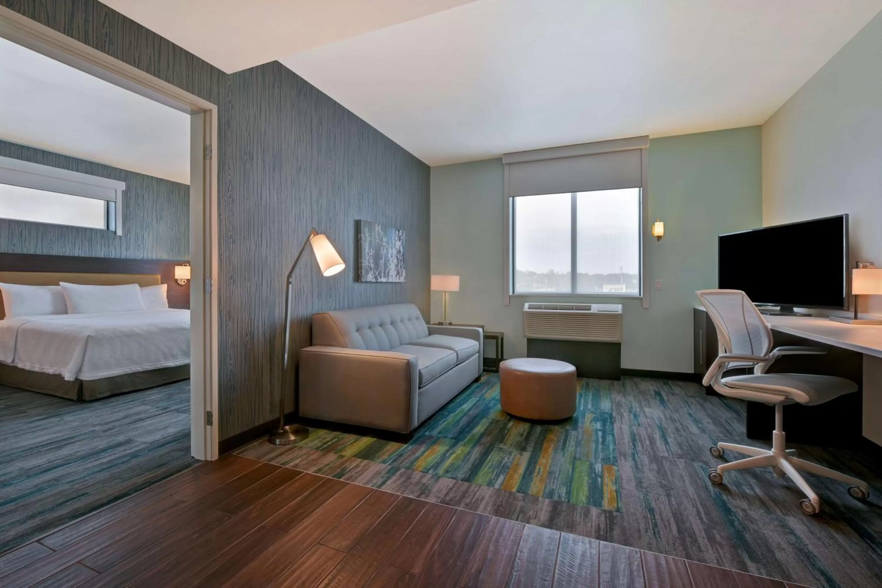 King Accessible Roll in Shower Suite with Sofa Bed -Non Smoking in Home2 Suites By Hilton Atascadero, Ca