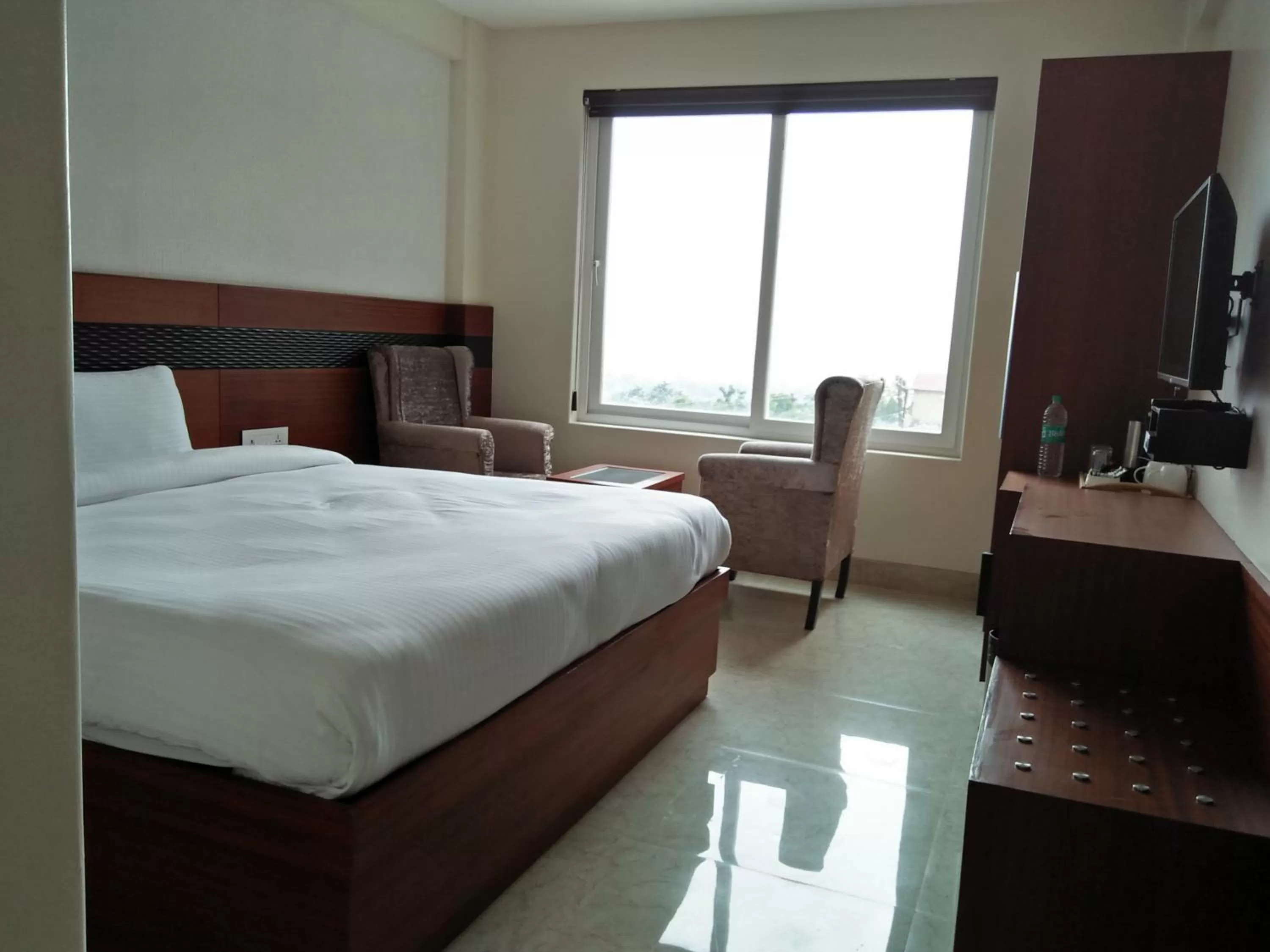 Premium Room - single occupancy in Holy River Hotel