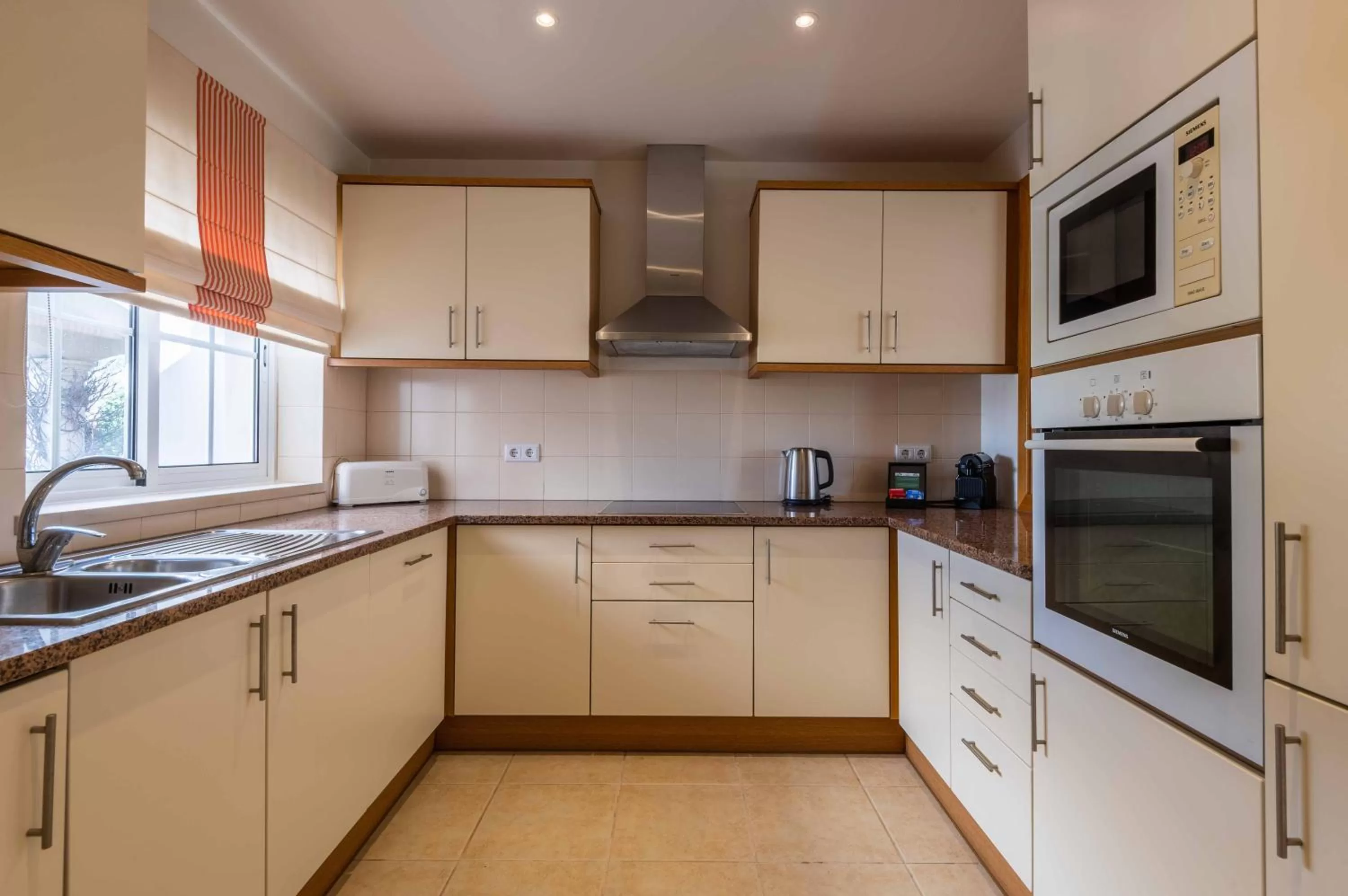 Two-Bedroom Apartment with Garden View in Vale d'Oliveiras Quinta Resort & Spa