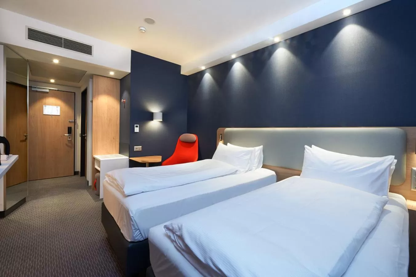 Standard Room with Two Single Beds in Holiday Inn Express & Suites - Basel - Allschwil by IHG