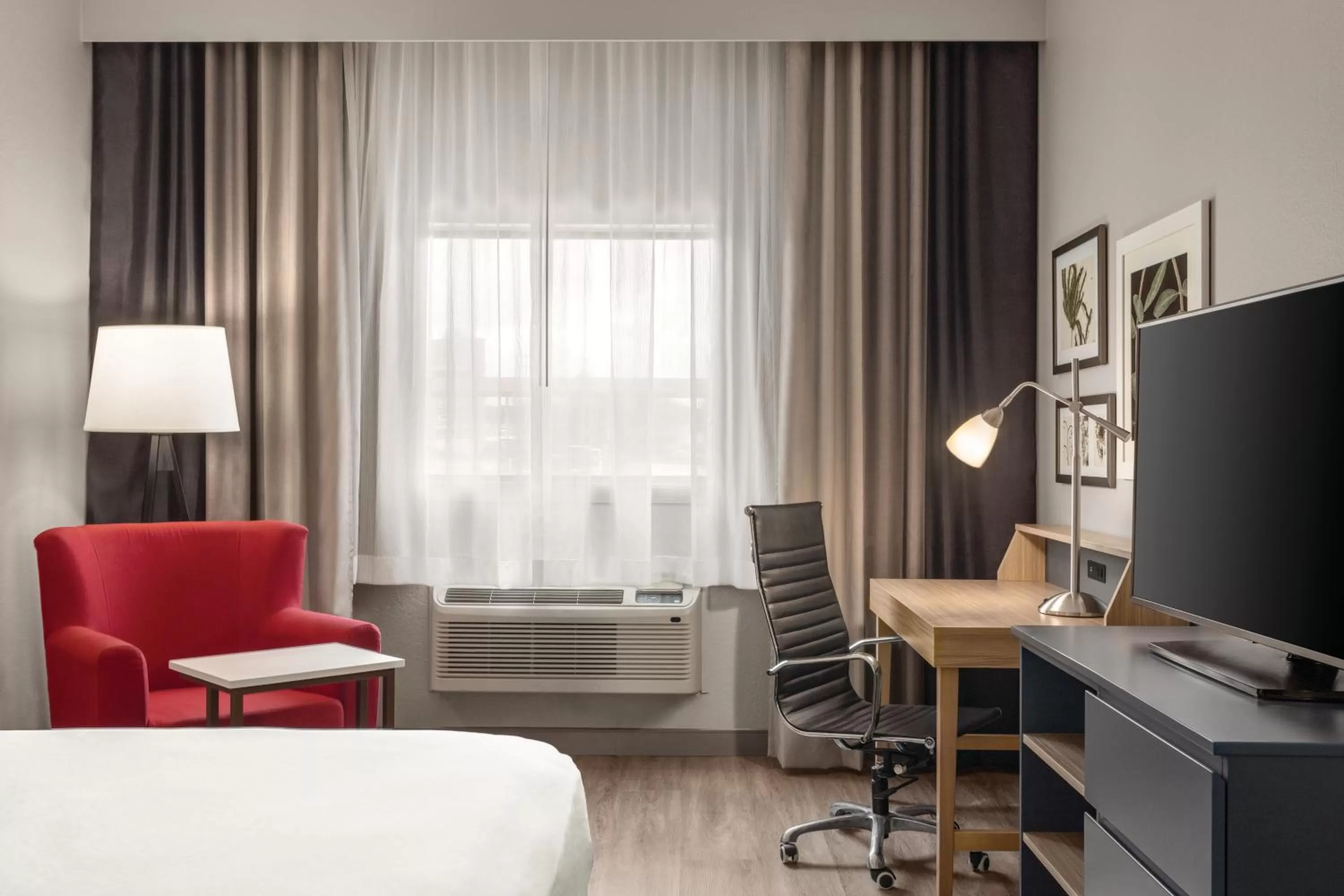 King Room - Non-Smoking in Country Inn & Suites by Radisson, Byram-Jackson South, MS