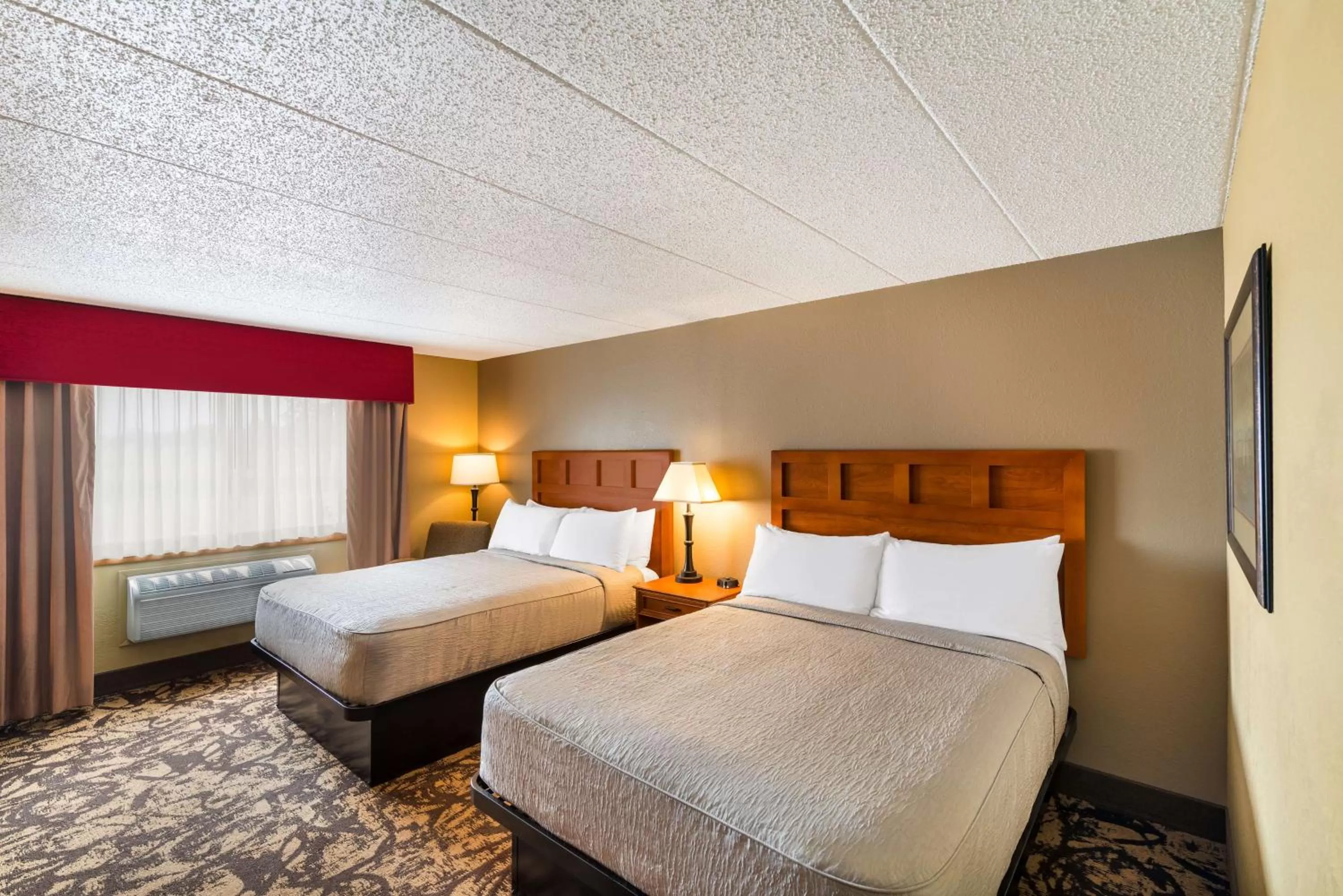 Queen Room with Two Queen Beds - Non-Smoking in Best Western Derby Inn