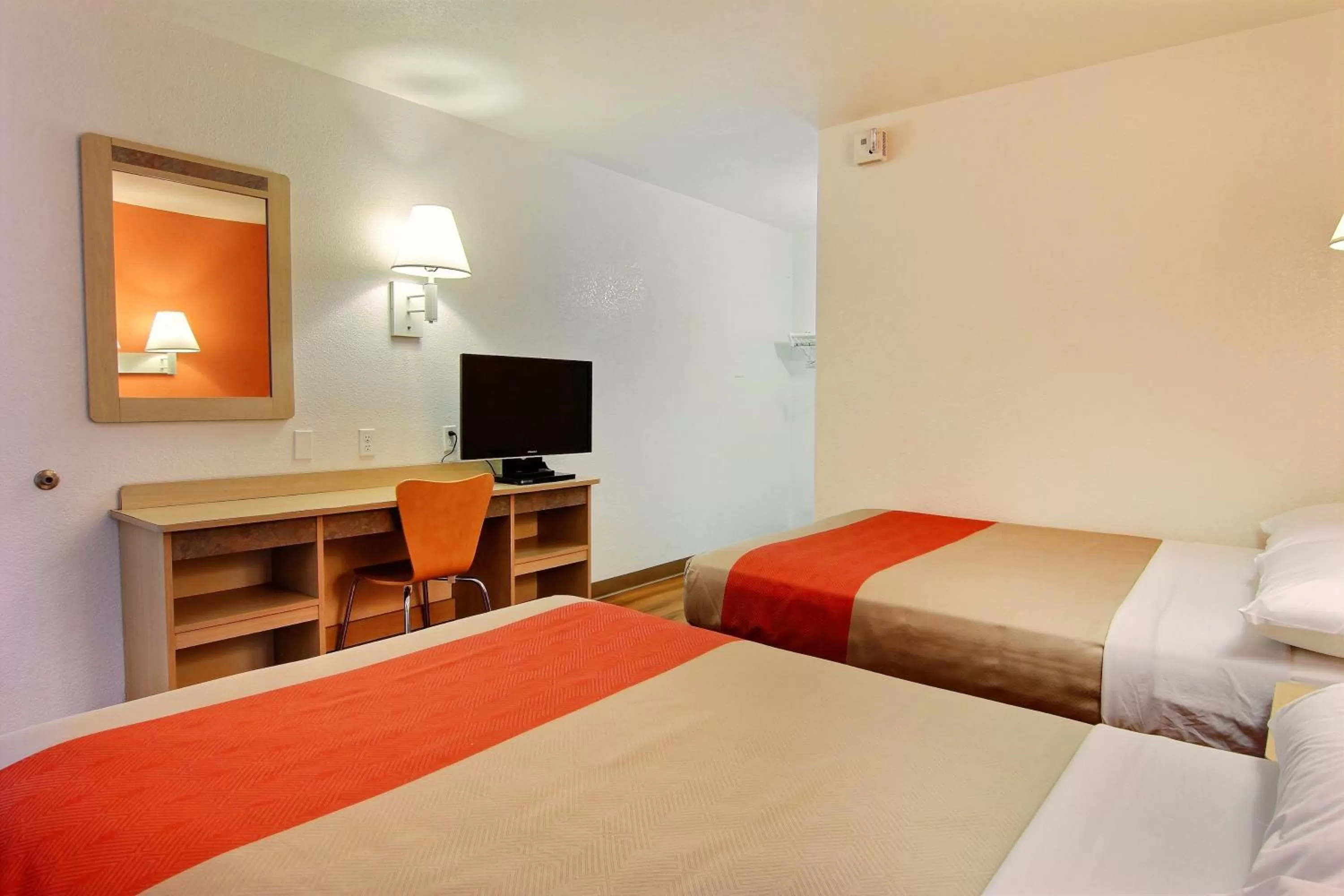 Deluxe Quadruple Room in Motel 6-Kingsville, TX