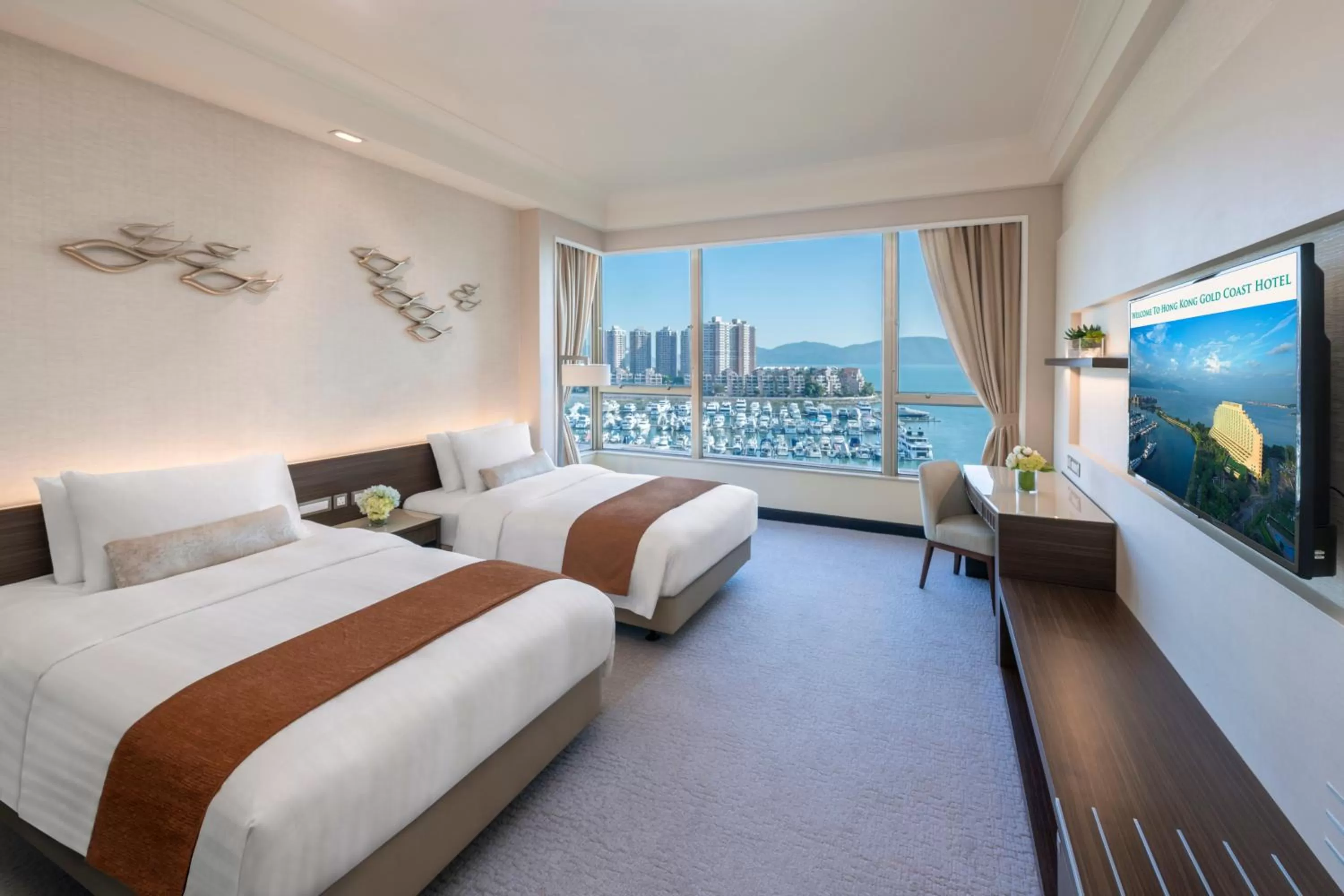 Deluxe Seaview Twin Room in Hong Kong Gold Coast Hotel
