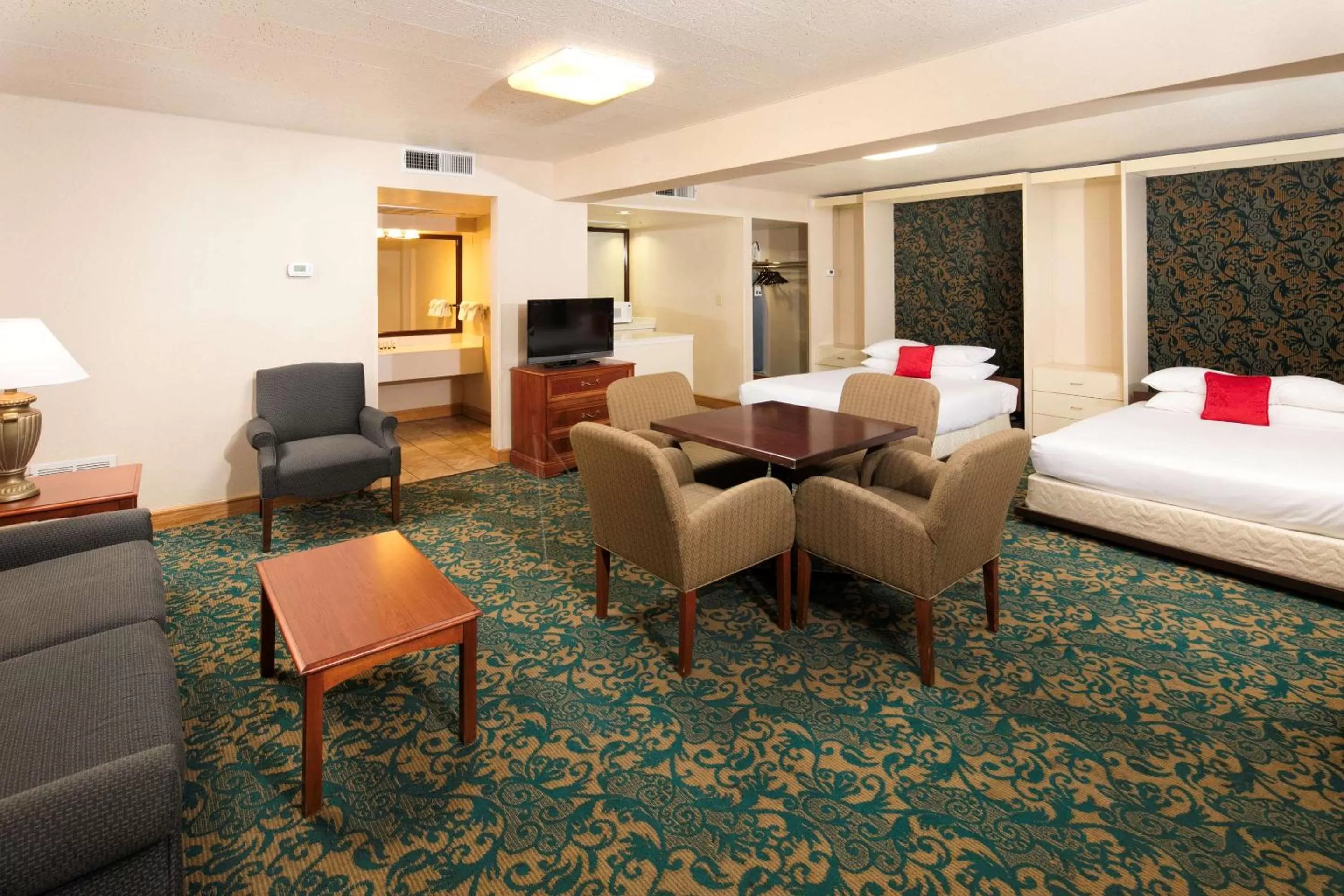Junior Suite in Red Lion Hotel and Conference Center St. George