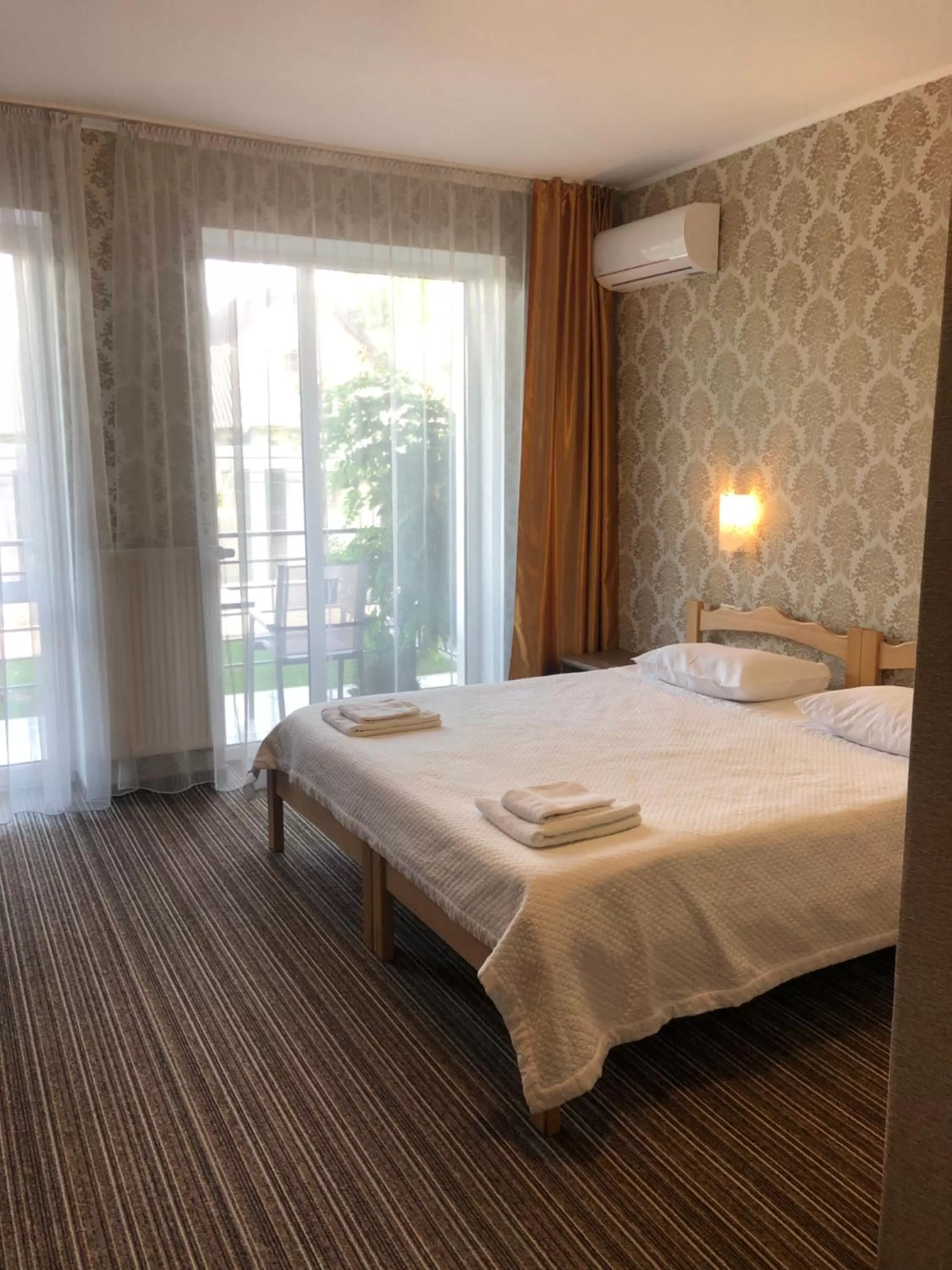 Twin Room with Balcony in Motel Kurortnyy & SPA