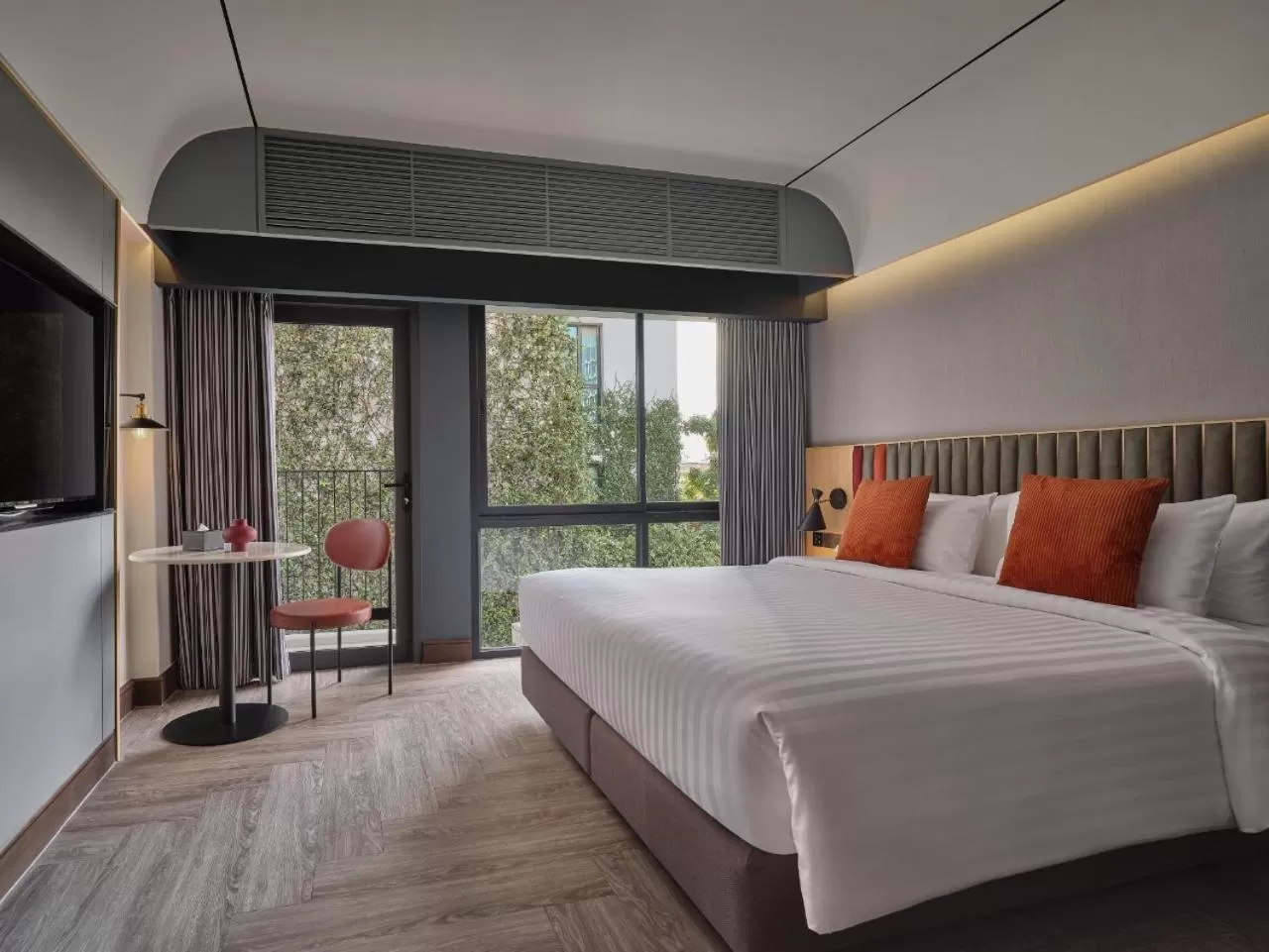 Superior King Room in The Quarter Onnut by UHG