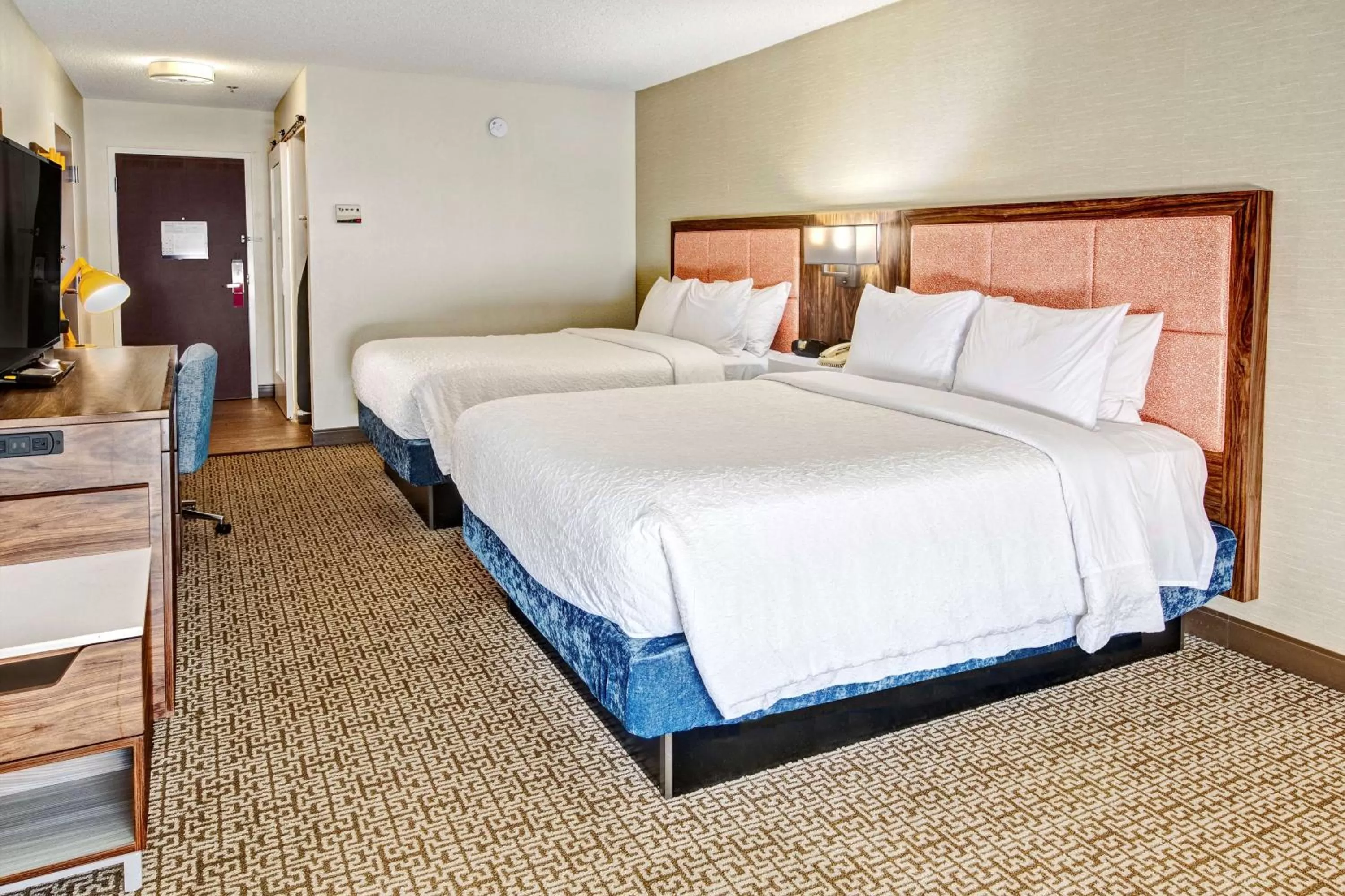 Queen Room with Two Queen Beds - Non-Smoking in Hampton Inn Van Buren