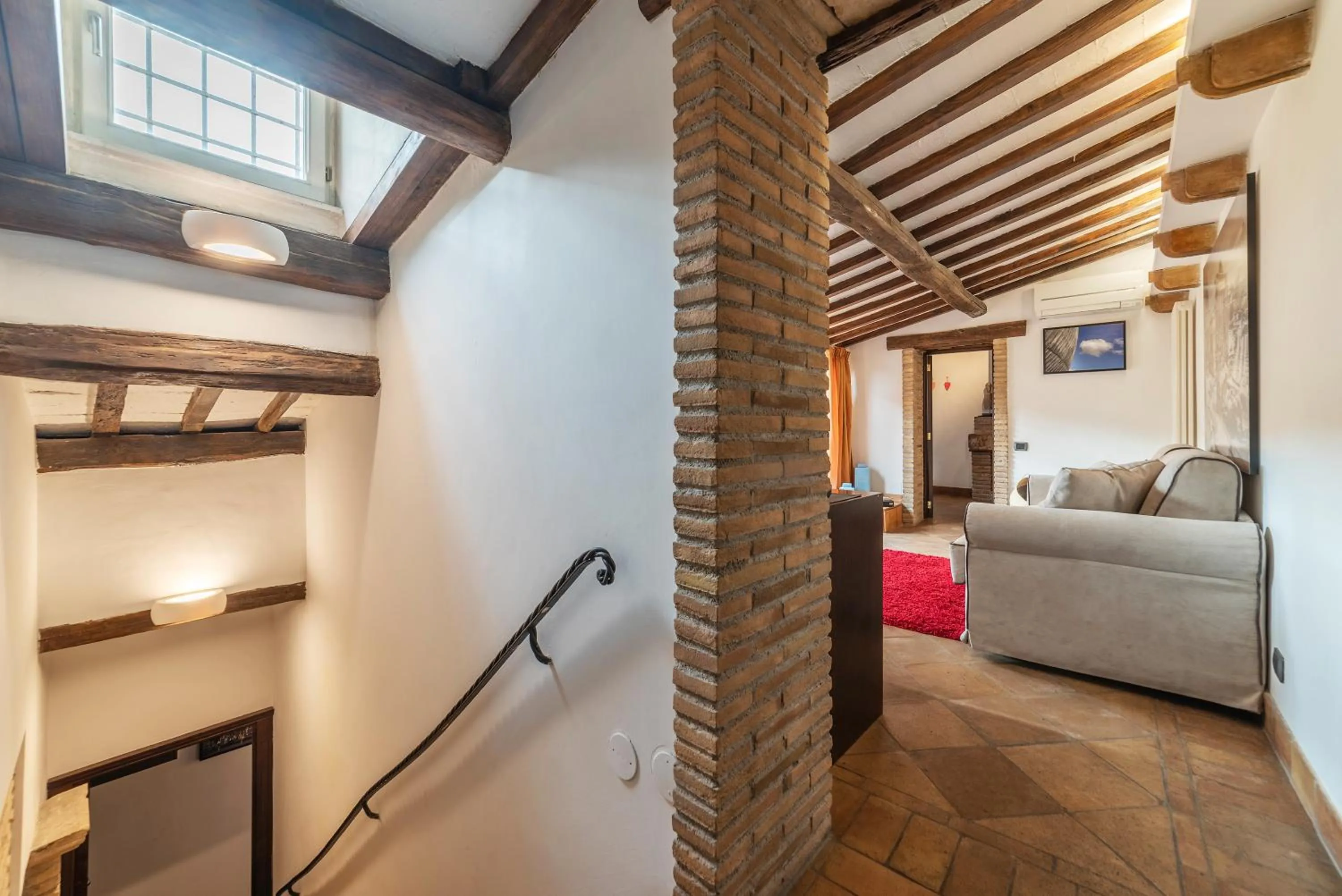 Suite with Terrace in Luxury Trastevere