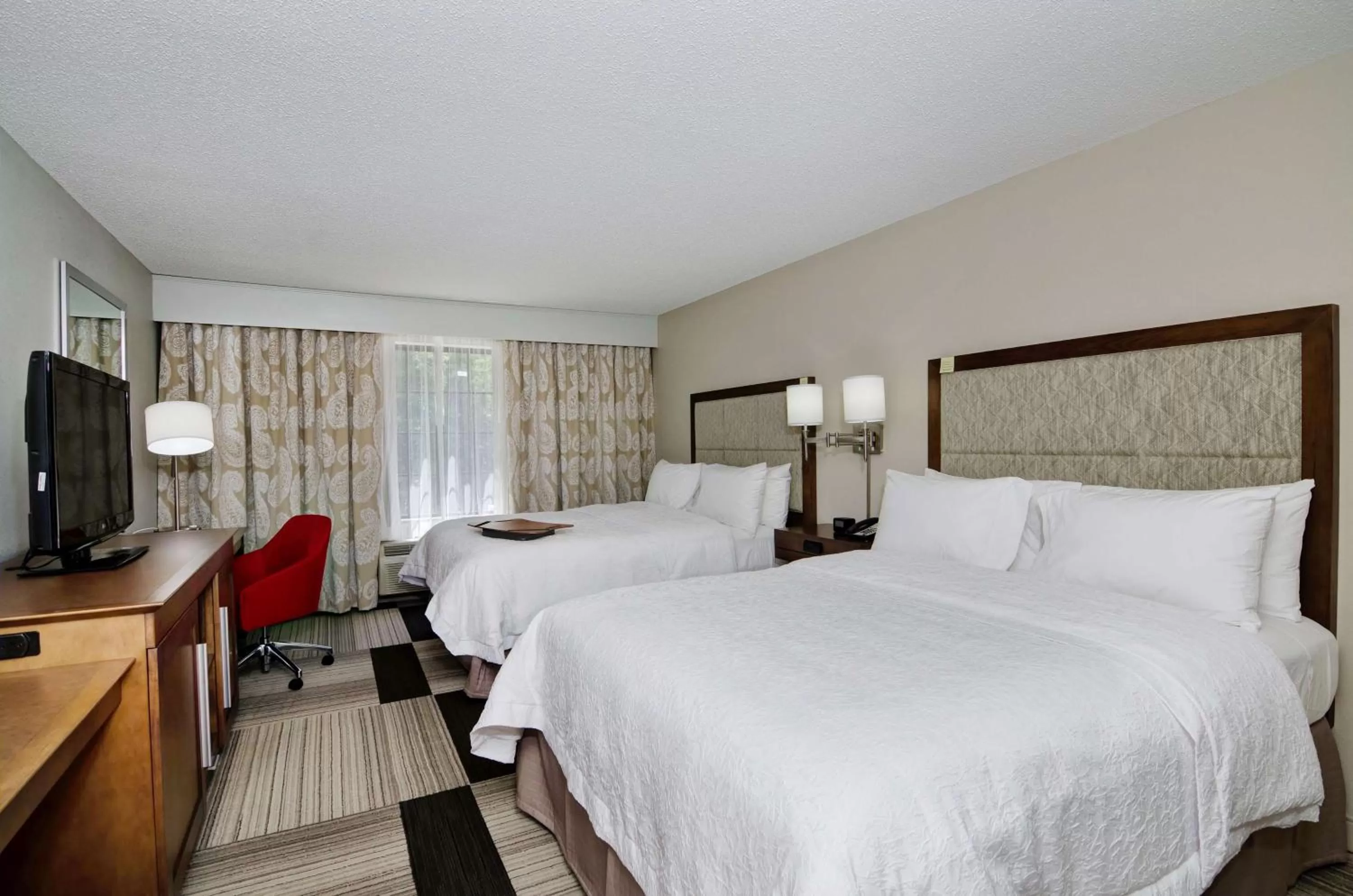 Queen Room with Two Queen Beds (4 Adults) in Hampton Inn Salem