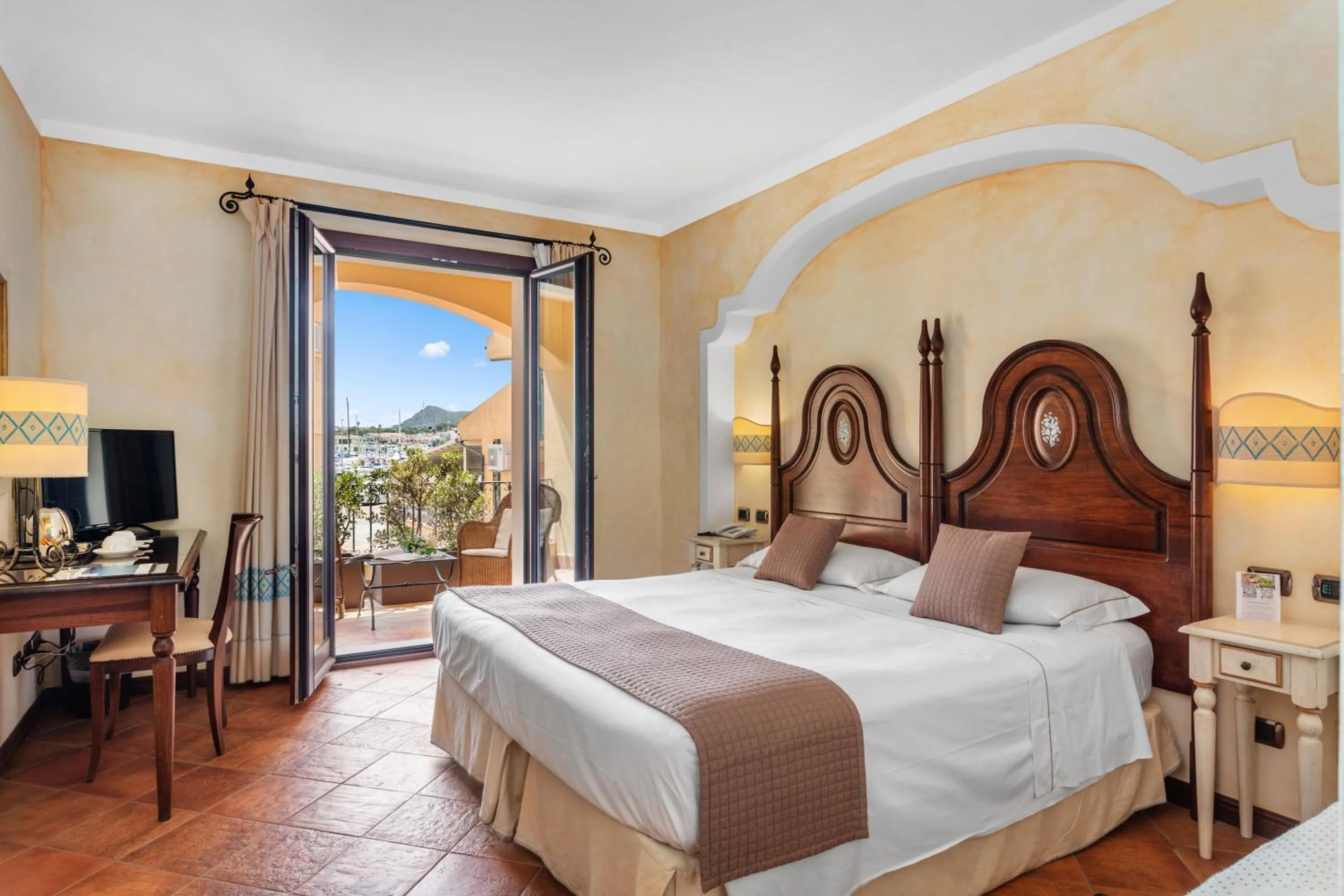 Superior Double Room in La Vecchia Fonte Boutique Hotel