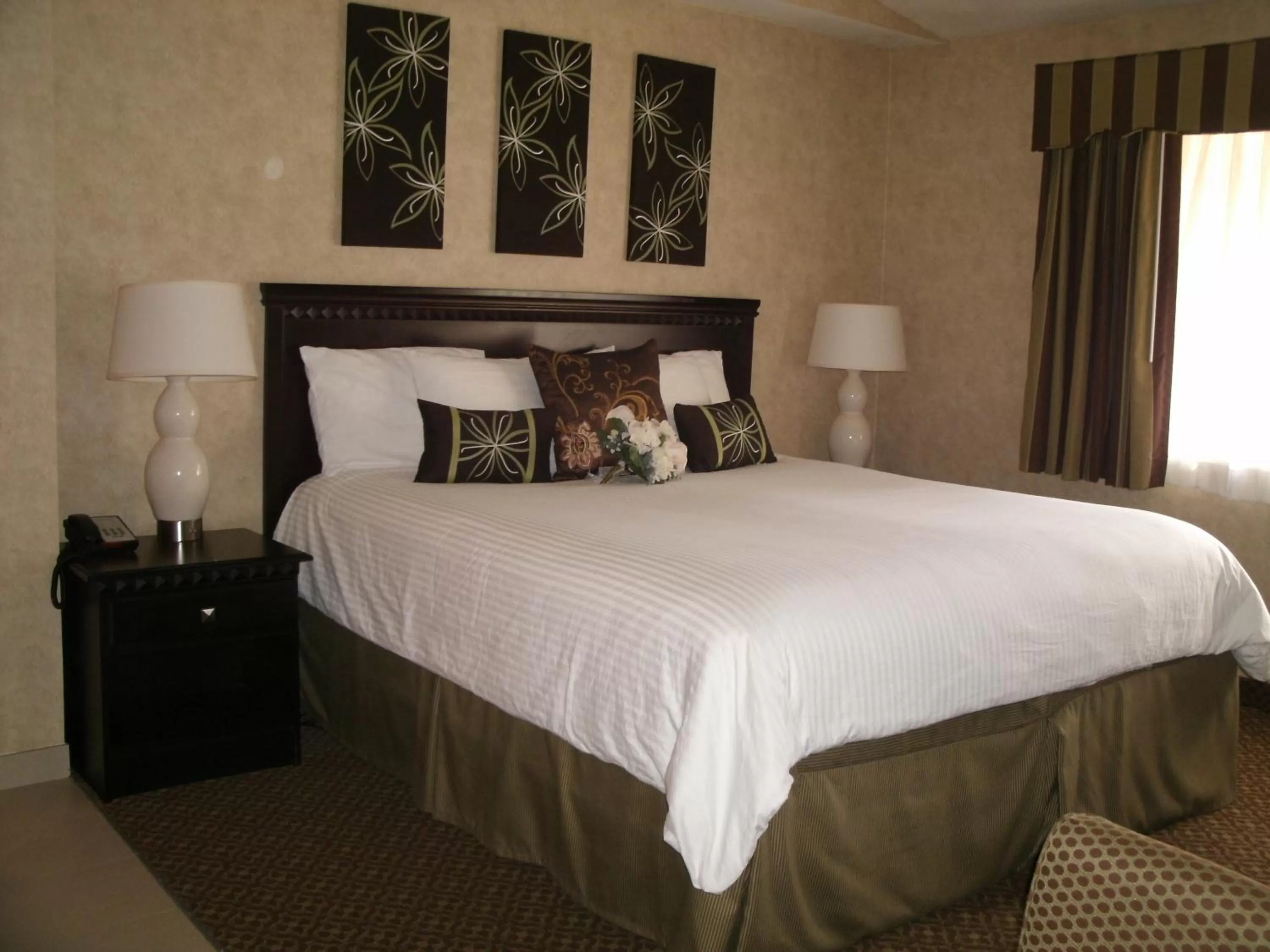 King Suite in Rosedale Inn